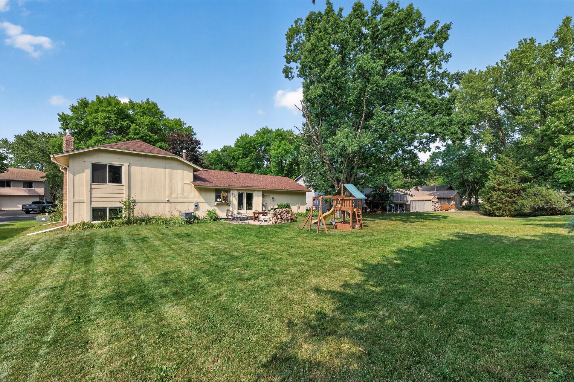 View of Residential at 7460 Berkshire Way, Maple Grove MN 55311, Maple Grove (48 of 50) - Mike Wilen | Minnesota Team Real Estate