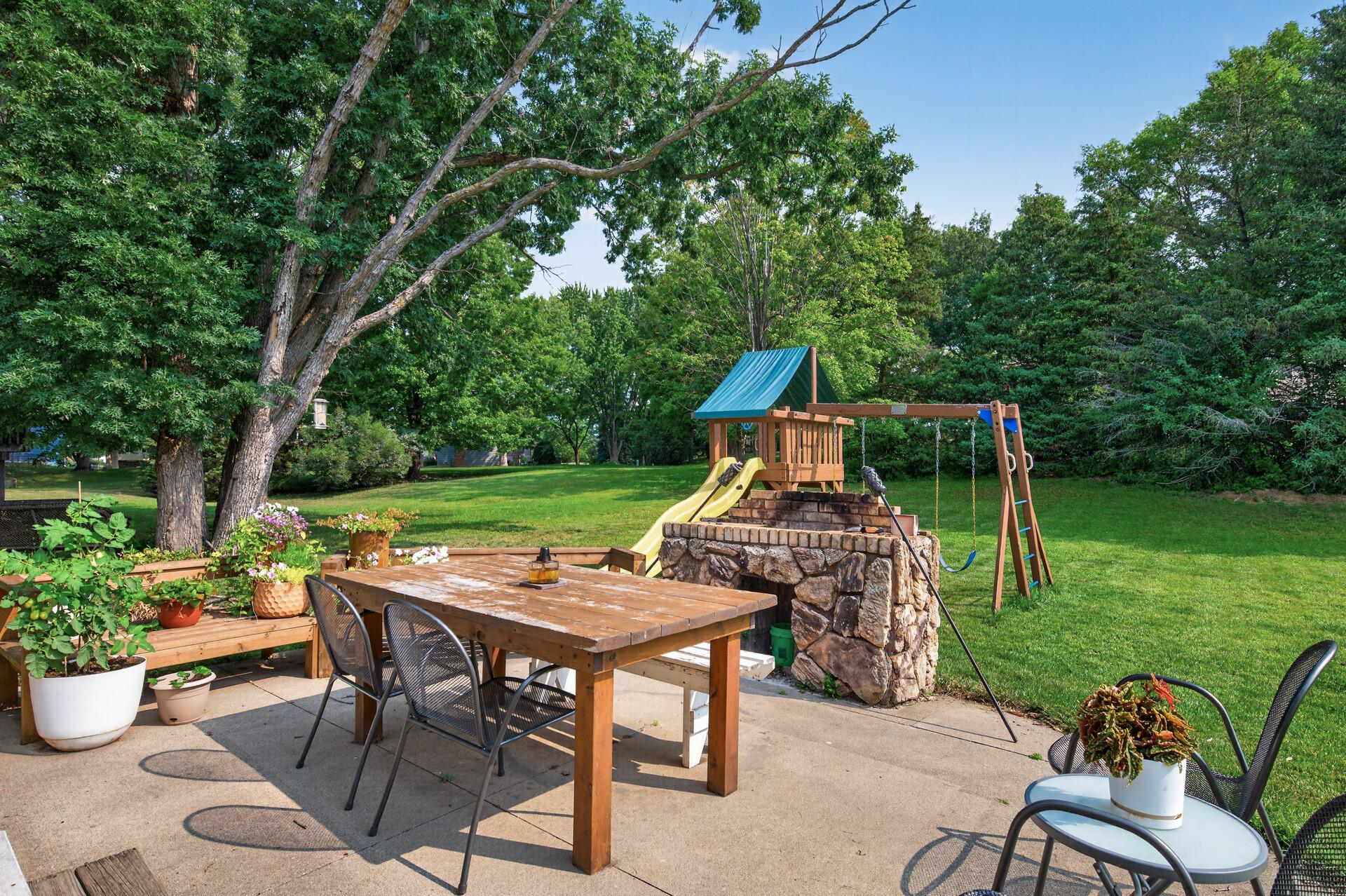 View of Residential at 7460 Berkshire Way, Maple Grove MN 55311, Maple Grove (43 of 50) - Mike Wilen | Minnesota Team Real Estate