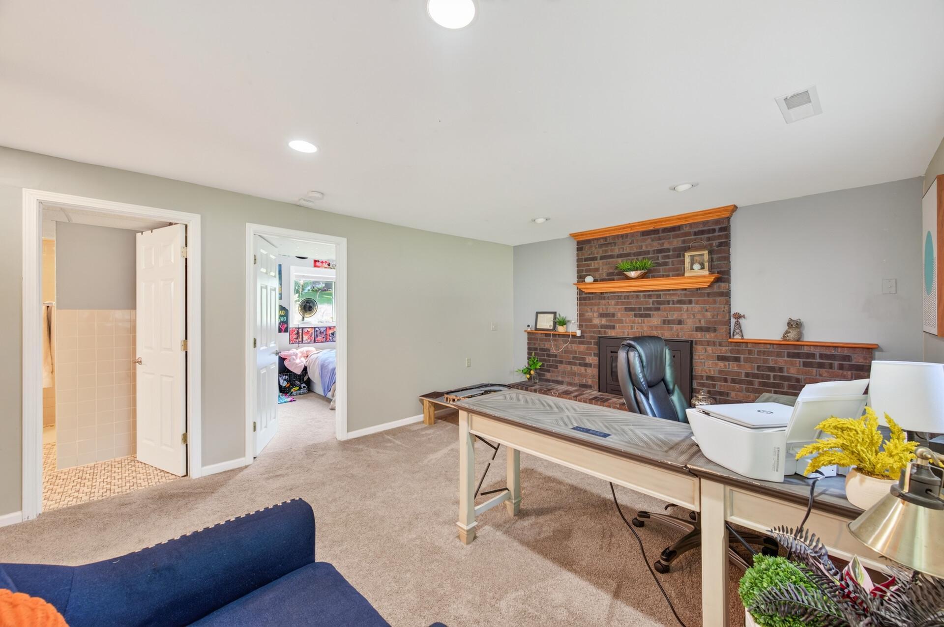 View of Residential at 7460 Berkshire Way, Maple Grove MN 55311, Maple Grove (35 of 50) - Mike Wilen | Minnesota Team Real Estate
