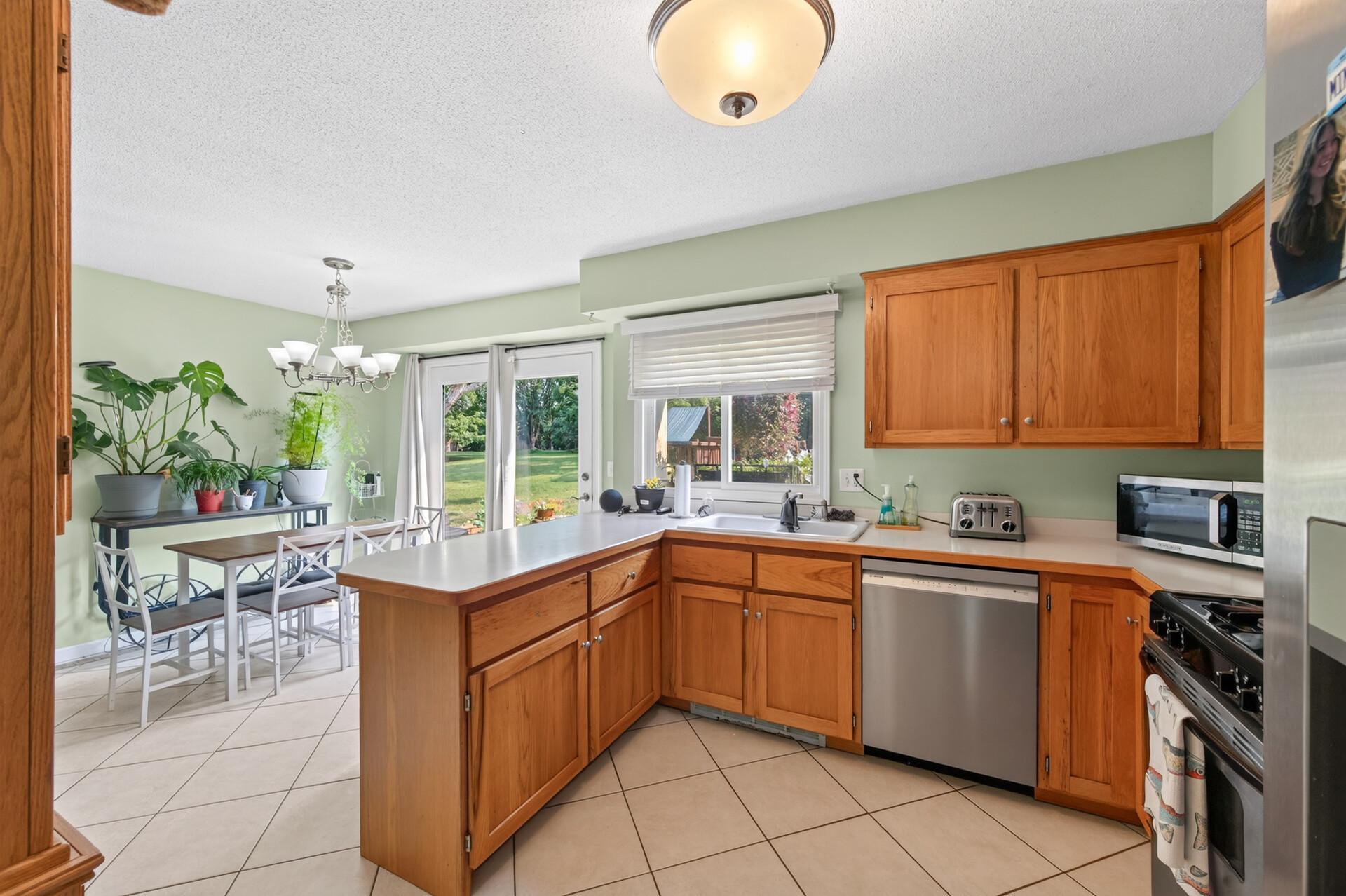 View of Residential at 7460 Berkshire Way, Maple Grove MN 55311, Maple Grove (17 of 50) - Mike Wilen | Minnesota Team Real Estate