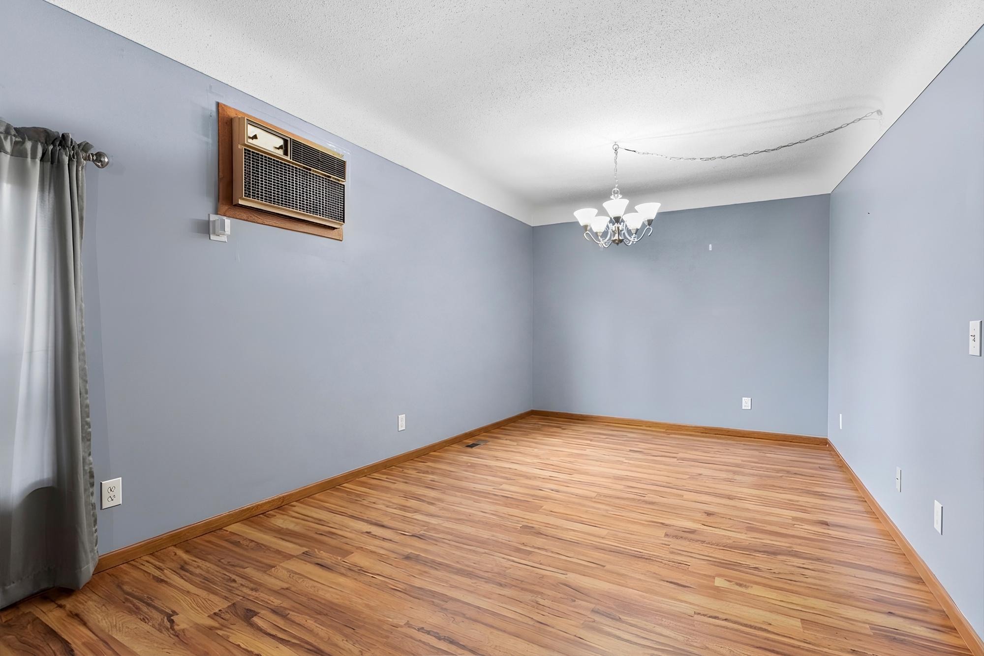 View of Residential at 1050 Matilda Street, Saint Paul MN 55117, Saint Paul (4 of 23) - Mike Wilen | Minnesota Team Real Estate