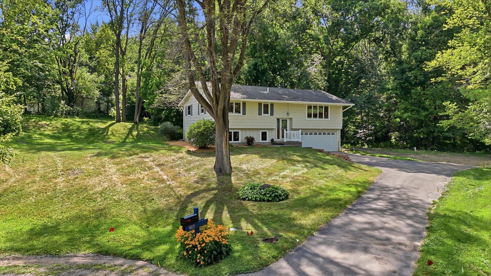 View of Residential at 9405 Fox Valley Drive, Corcoran MN 55340, Corcoran (4 of 58) - Mike Wilen | Minnesota Team Real Estate
