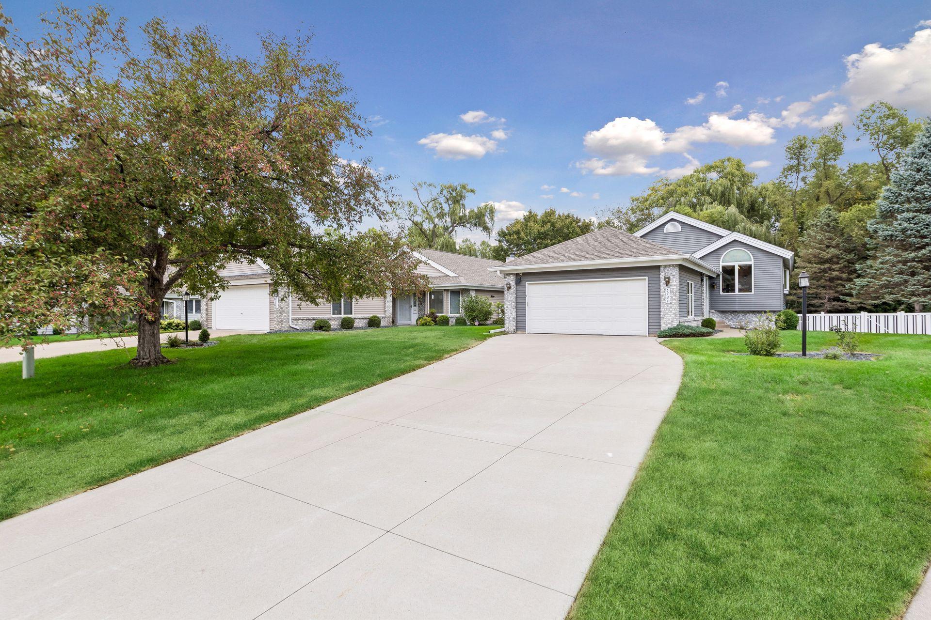 View of Residential at 5734 Heather Ridge Drive, Shoreview MN 55126, Shoreview (7 of 62) - Mike Wilen | Minnesota Team Real Estate