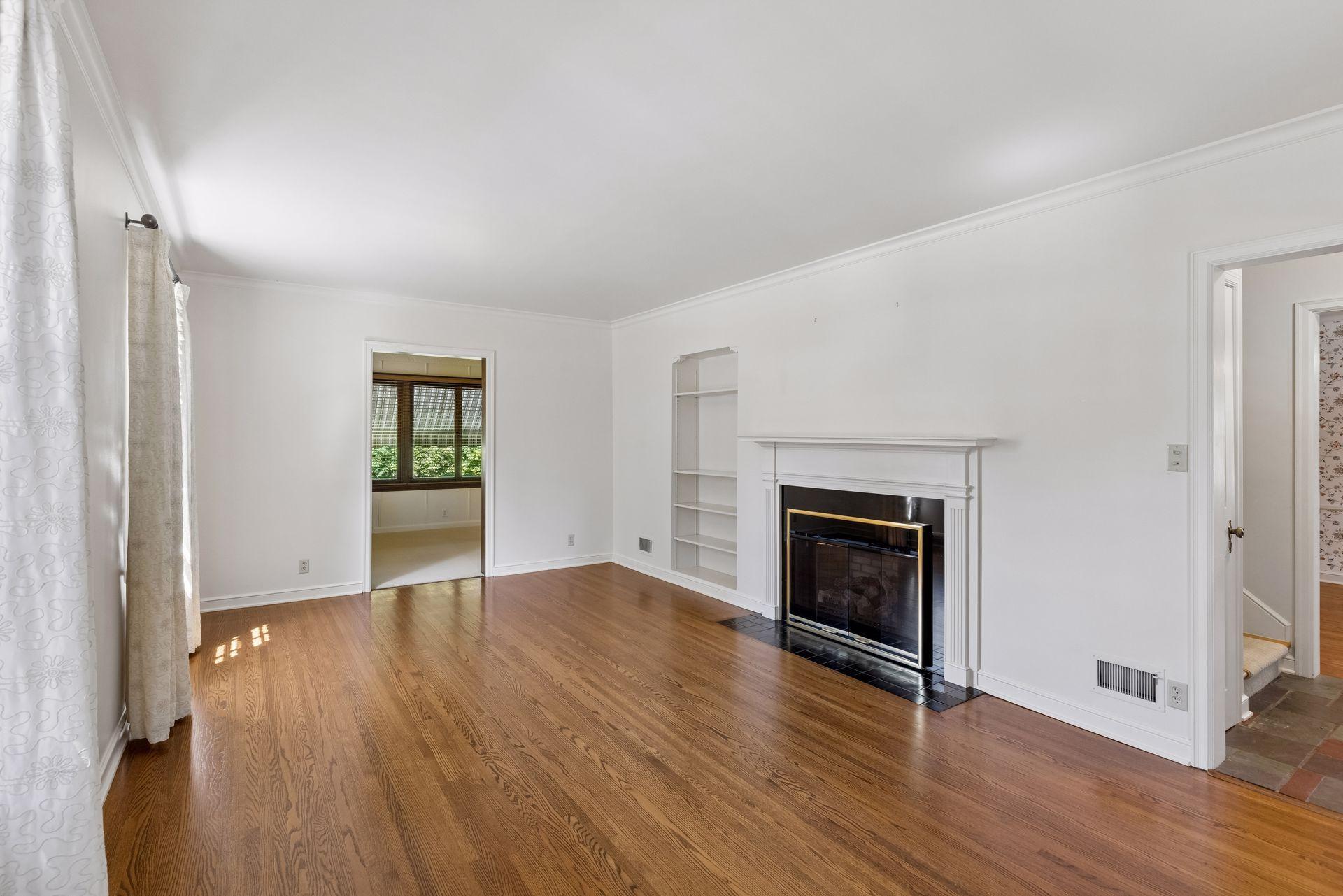 View of Residential at 671 Josephine Place, Saint Paul MN 55116, Saint Paul (8 of 41) - Mike Wilen | Minnesota Team Real Estate