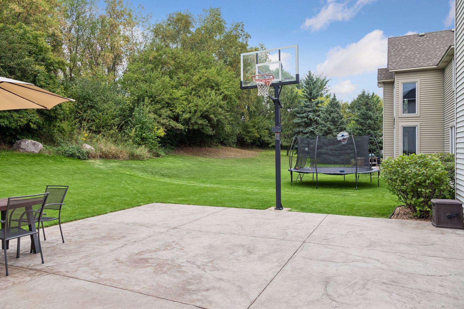 View of Residential at 8053 Enclave Bay, Woodbury MN 55125, Woodbury (65 of 91) - Mike Wilen | Minnesota Team Real Estate