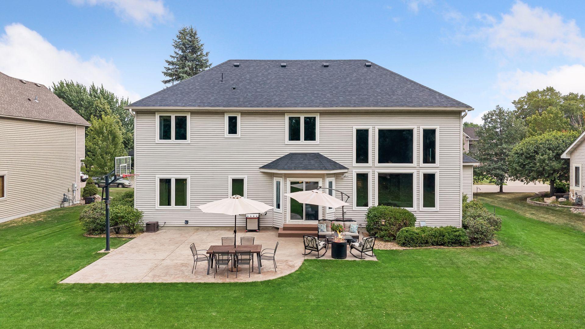 View of Residential at 8053 Enclave Bay, Woodbury MN 55125, Woodbury (70 of 91) - Mike Wilen | Minnesota Team Real Estate