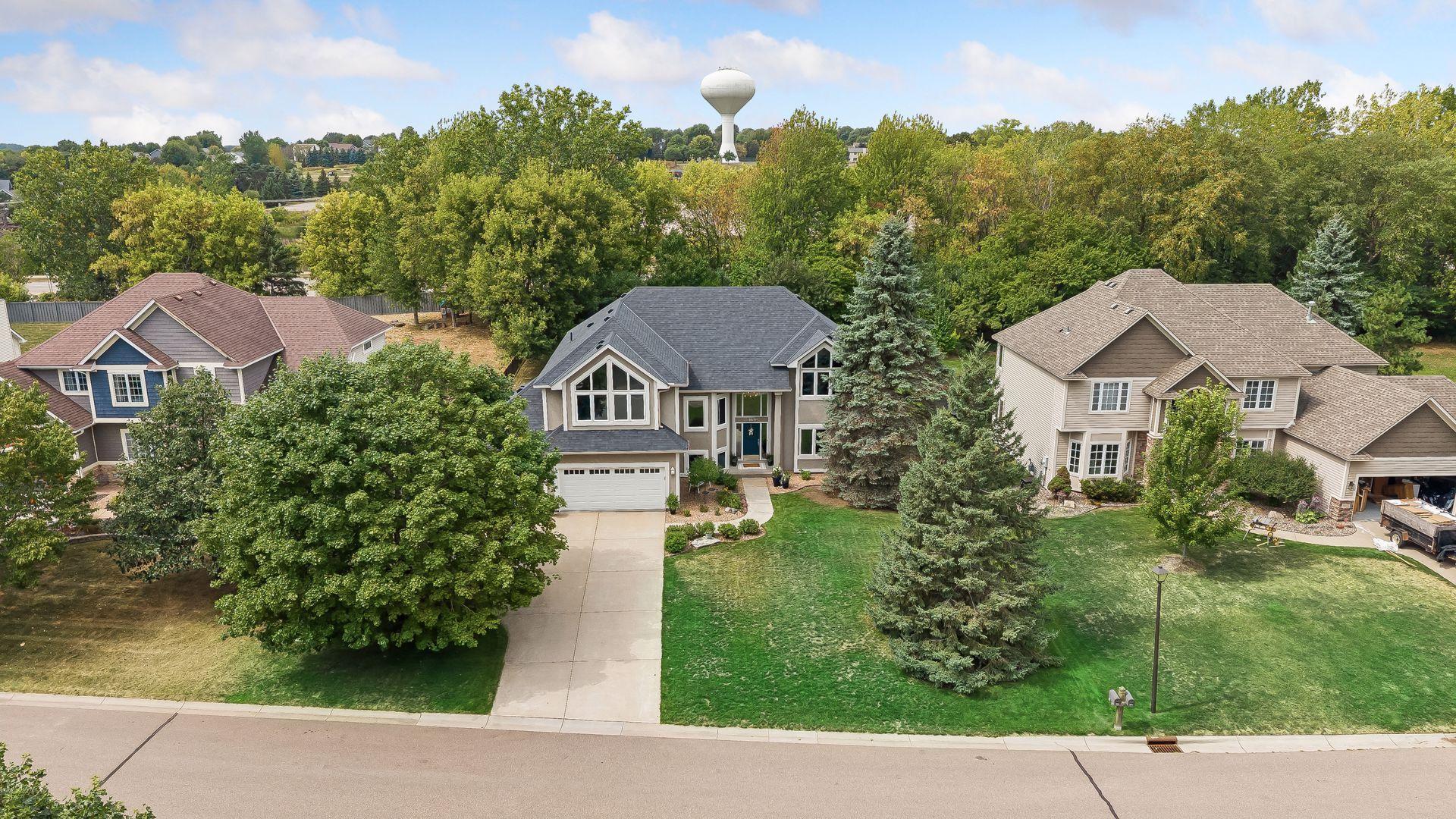 View of Residential at 8053 Enclave Bay, Woodbury MN 55125, Woodbury (73 of 91) - Mike Wilen | Minnesota Team Real Estate