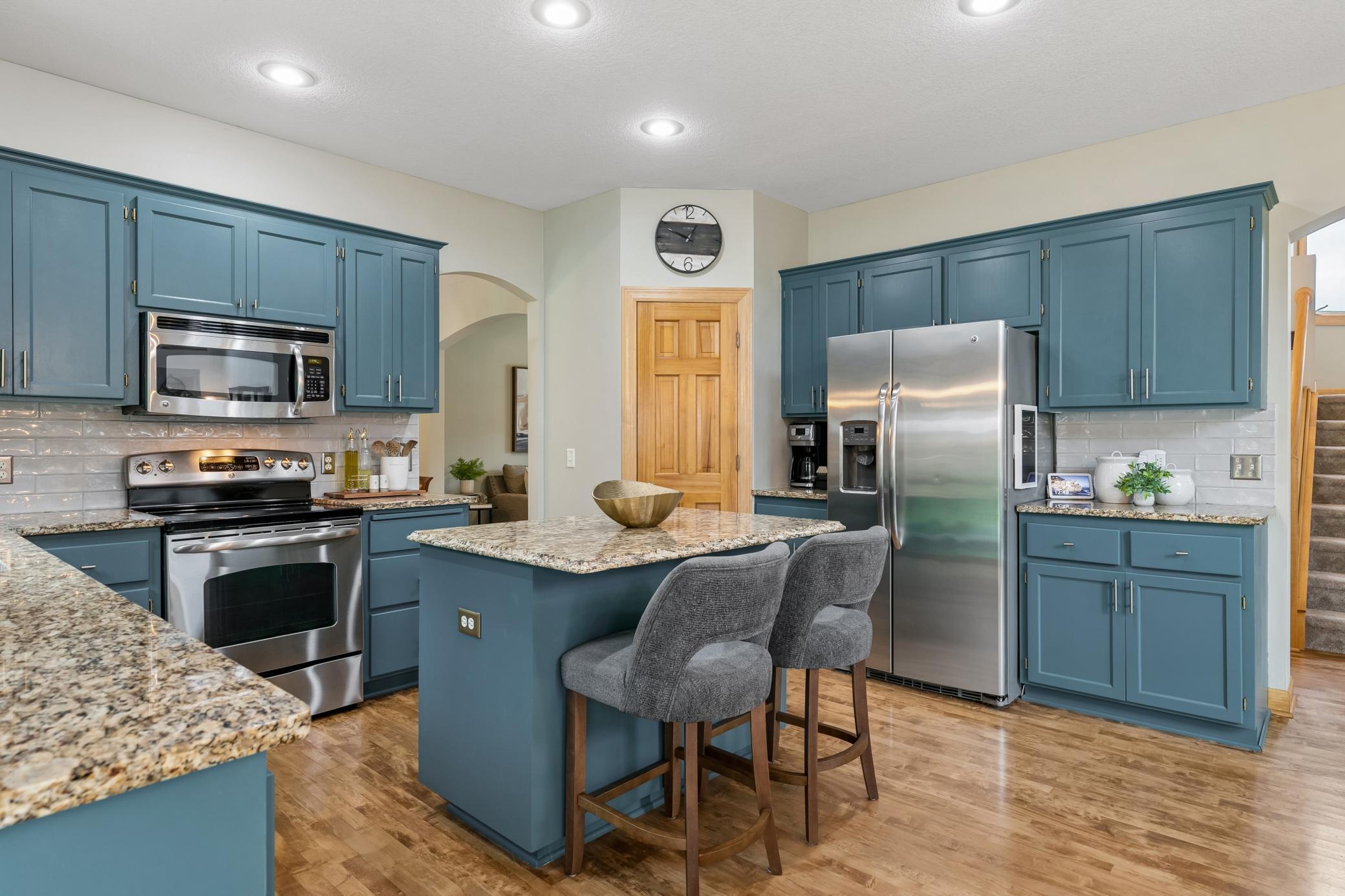 View of Residential at 8053 Enclave Bay, Woodbury MN 55125, Woodbury (19 of 91) - Mike Wilen | Minnesota Team Real Estate