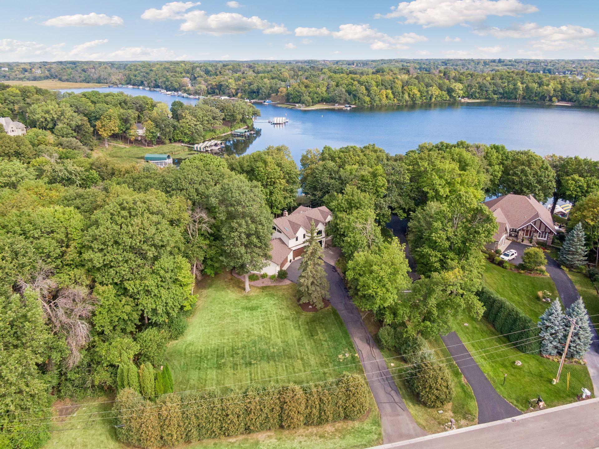 View of Residential at 4080 Dahl Road, Orono MN 55364, Orono (62 of 75) - Mike Wilen | Minnesota Team Real Estate