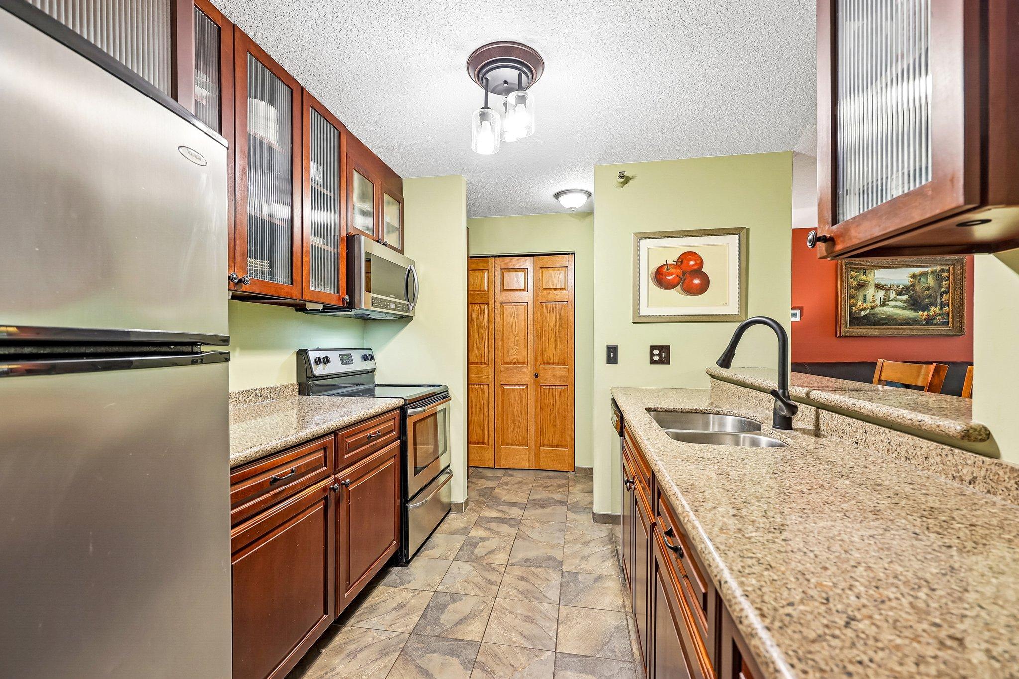View of Residential at 6030 Chasewood Parkway #201, Minnetonka MN 55343, Minnetonka (3 of 47) - Mike Wilen | Minnesota Team Real Estate