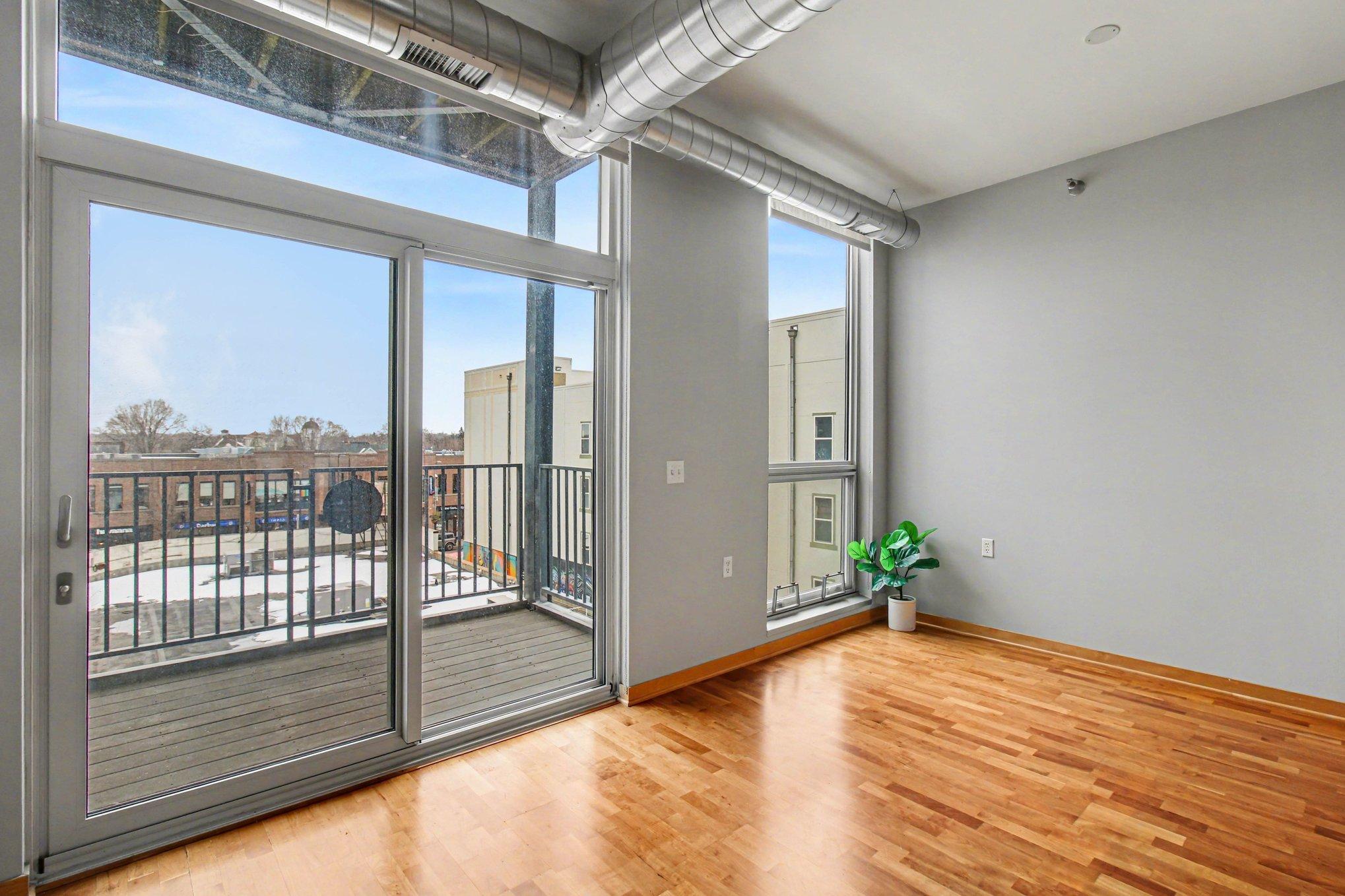 View of Residential at 1211 Lagoon Avenue #410, Minneapolis MN 55408, Minneapolis (8 of 19) - Mike Wilen | Minnesota Team Real Estate