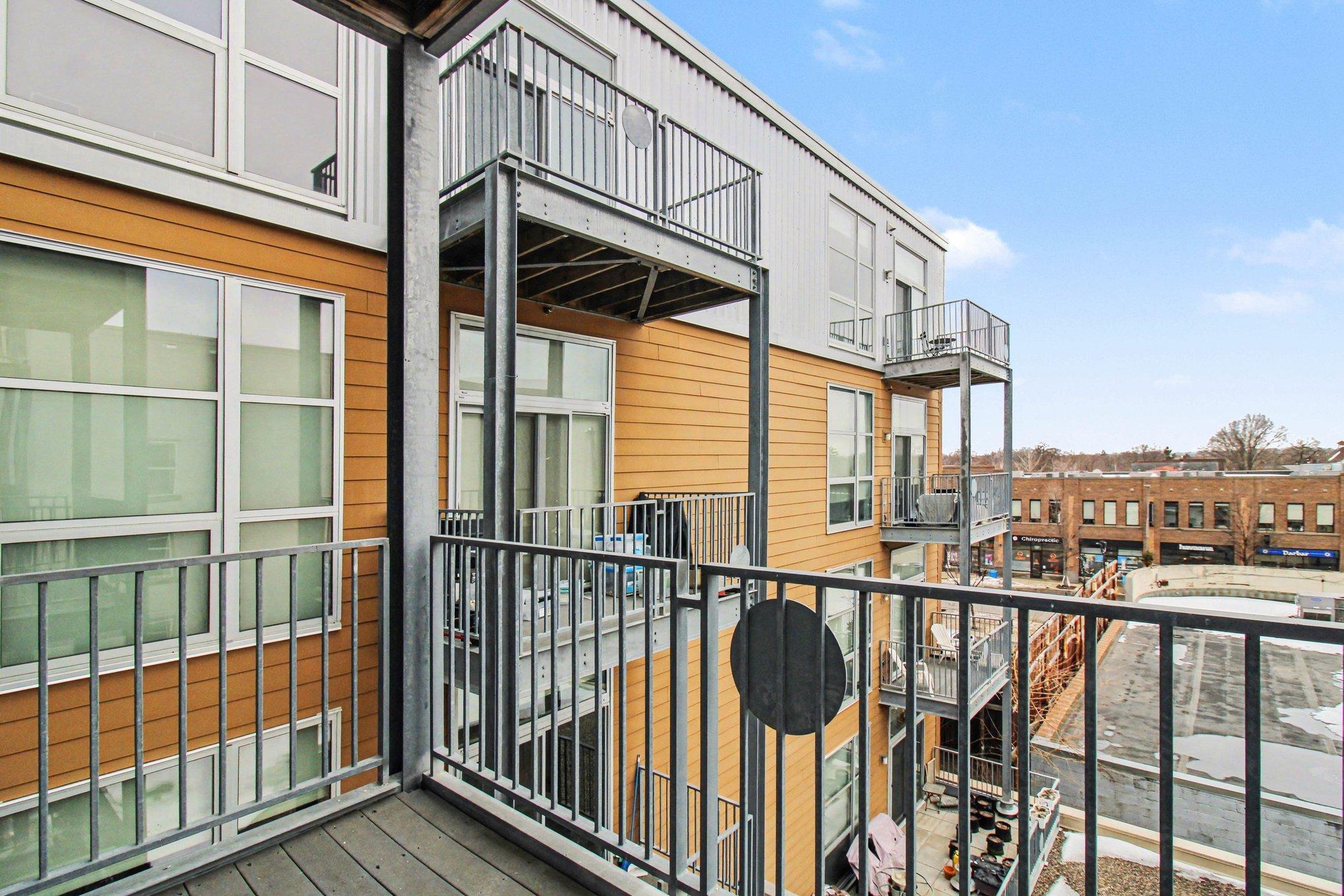 View of Residential at 1211 Lagoon Avenue #410, Minneapolis MN 55408, Minneapolis (18 of 19) - Mike Wilen | Minnesota Team Real Estate
