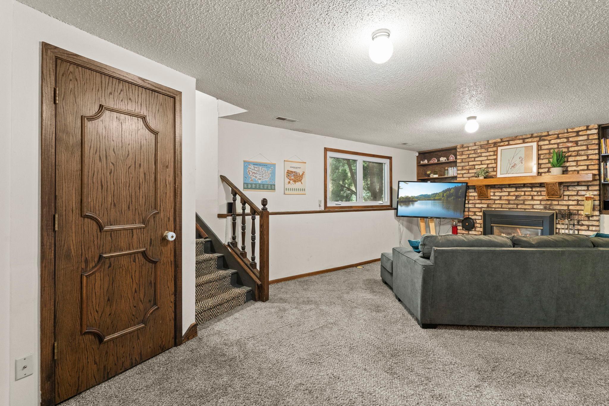 View of Residential at 11547 Flintwood Street, Coon Rapids MN 55448, Coon Rapids (30 of 65) - Mike Wilen | Minnesota Team Real Estate