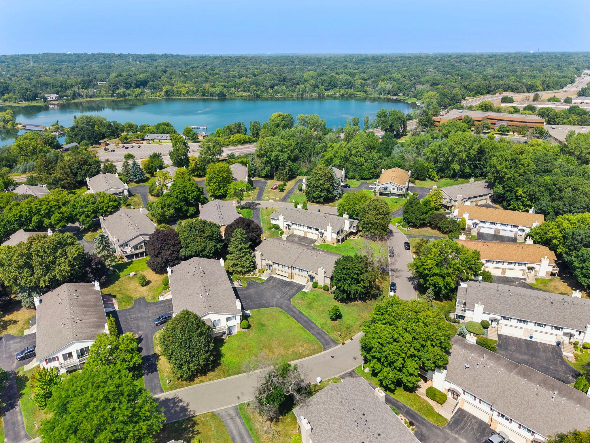 View of Residential at 5332 Beachside Drive, Minnetonka MN 55343, Minnetonka (4 of 46) - Mike Wilen | Minnesota Team Real Estate