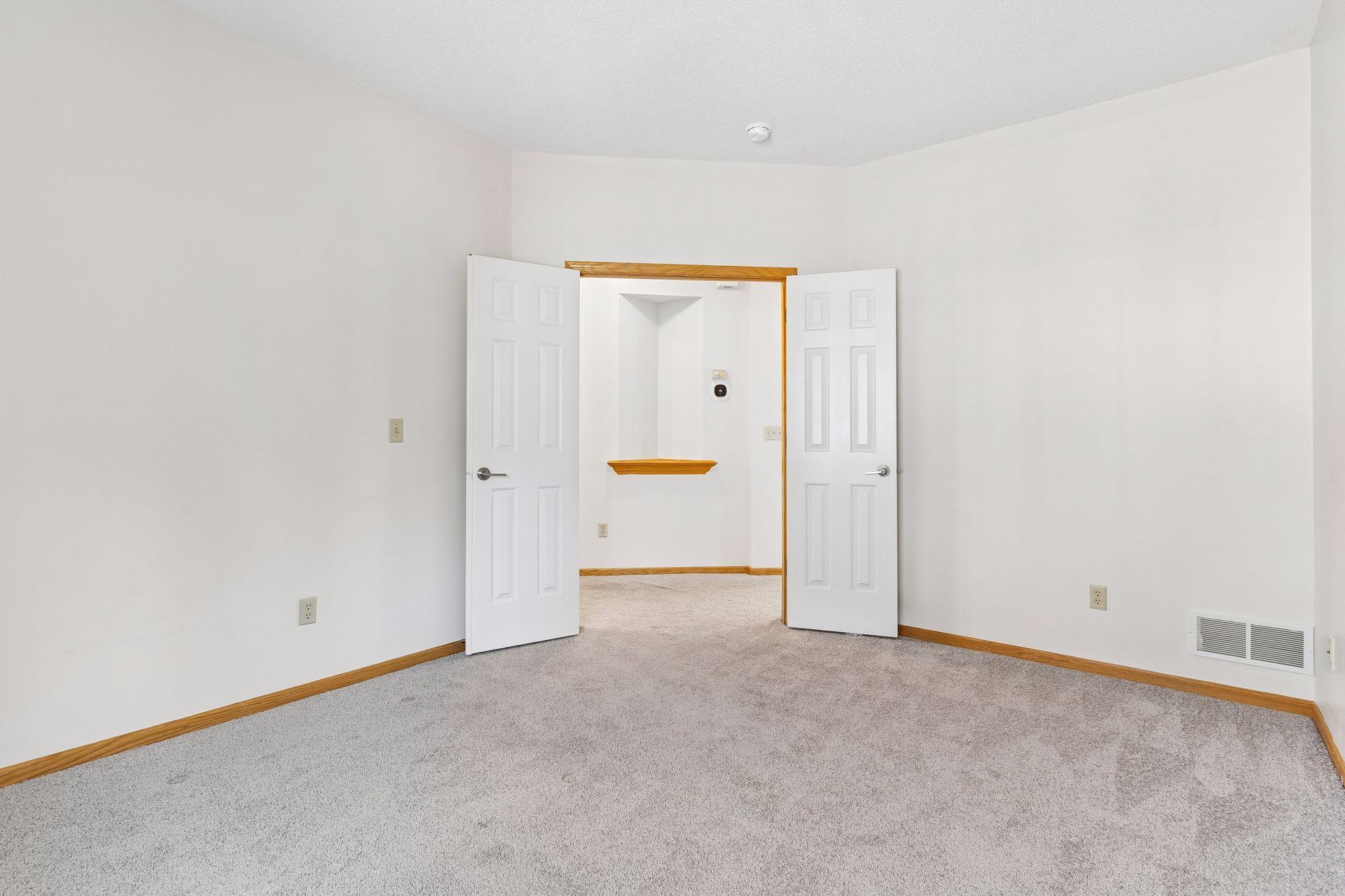 View of Residential at 2485 Prairie Oak Trail, Woodbury MN 55125, Woodbury (24 of 43) - Mike Wilen | Minnesota Team Real Estate