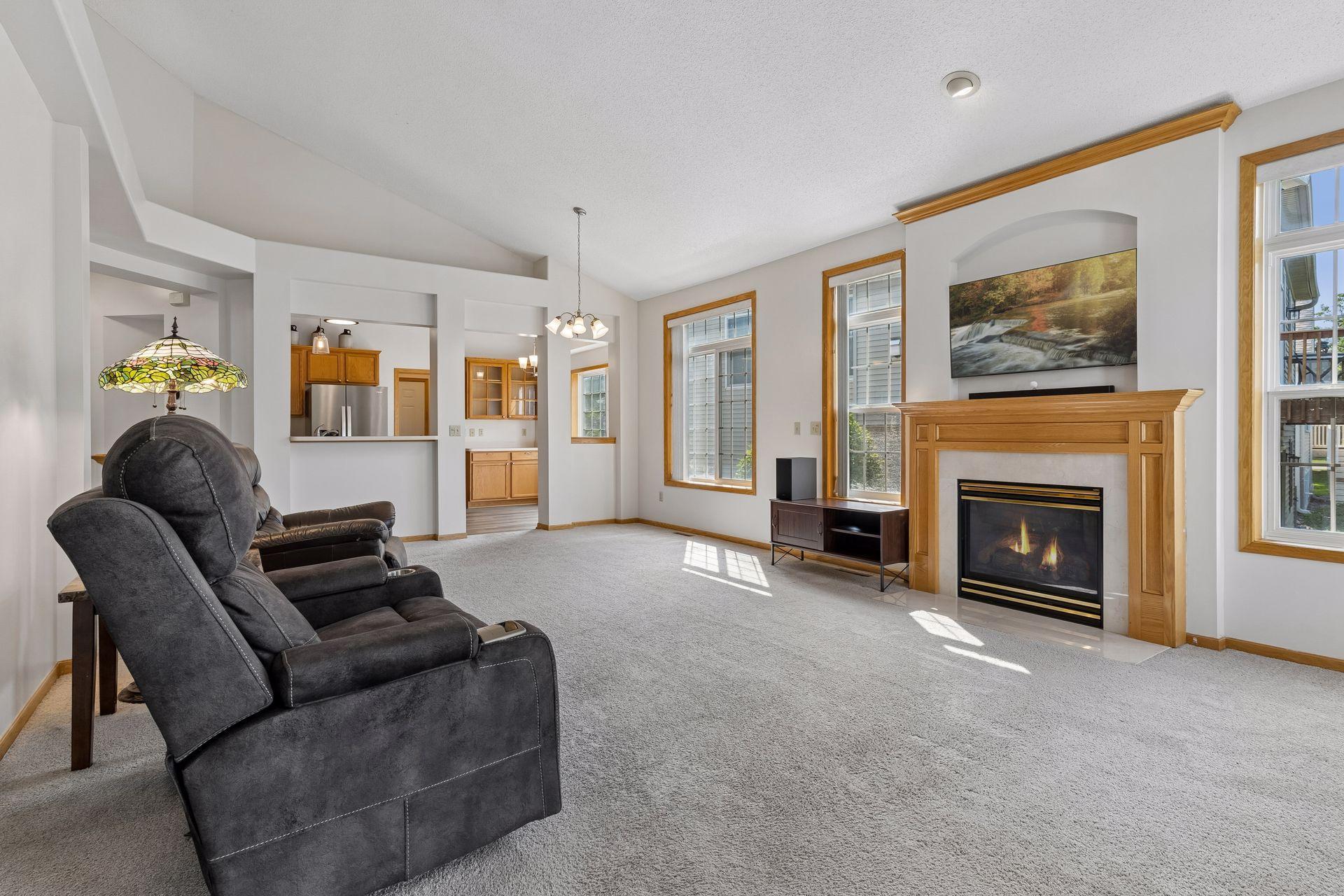 View of Residential at 2485 Prairie Oak Trail, Woodbury MN 55125, Woodbury (4 of 43) - Mike Wilen | Minnesota Team Real Estate