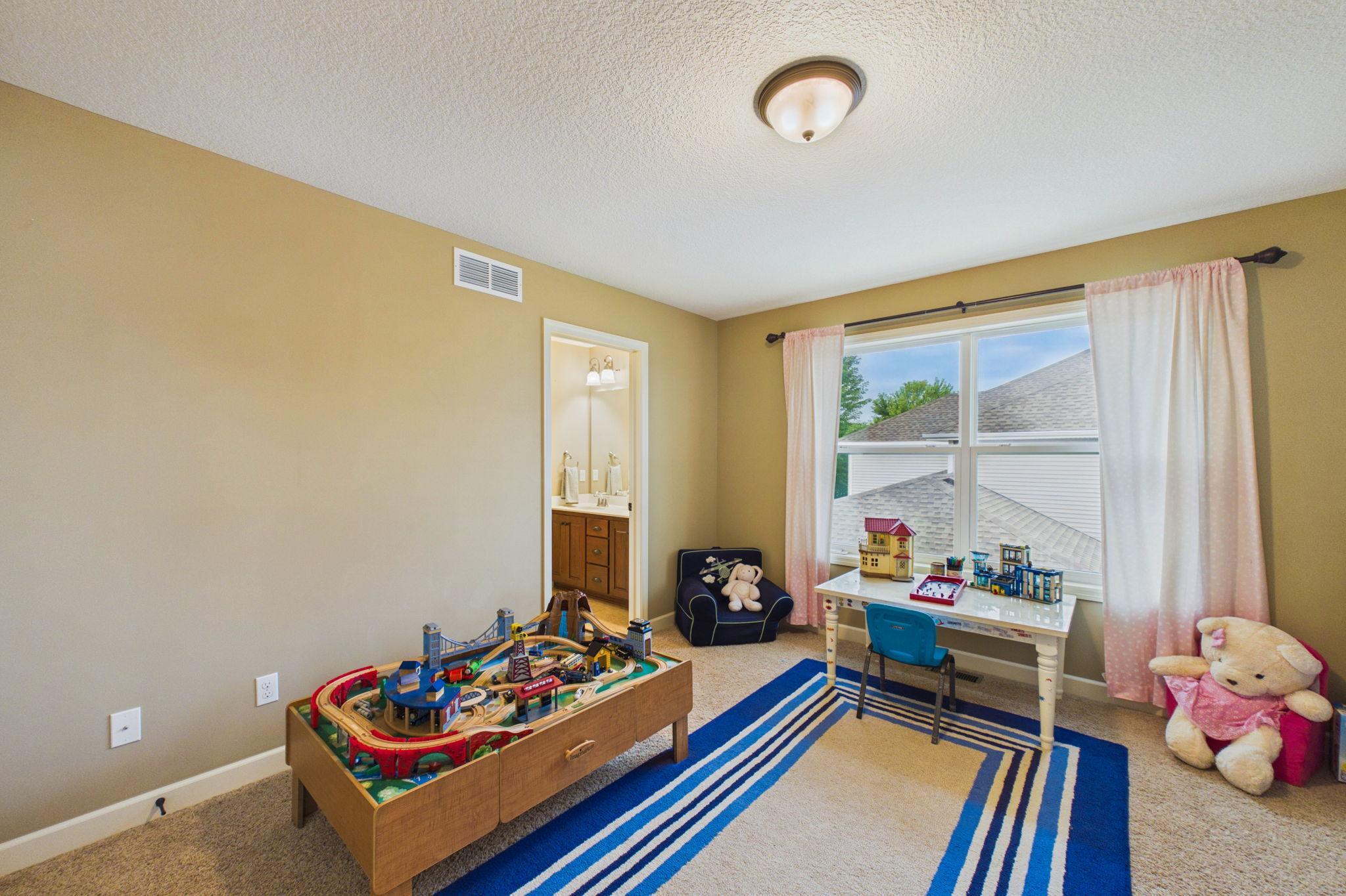 View of Residential at 6276 Peony Lane, Maple Grove MN 55311, Maple Grove (32 of 52) - Mike Wilen | Minnesota Team Real Estate