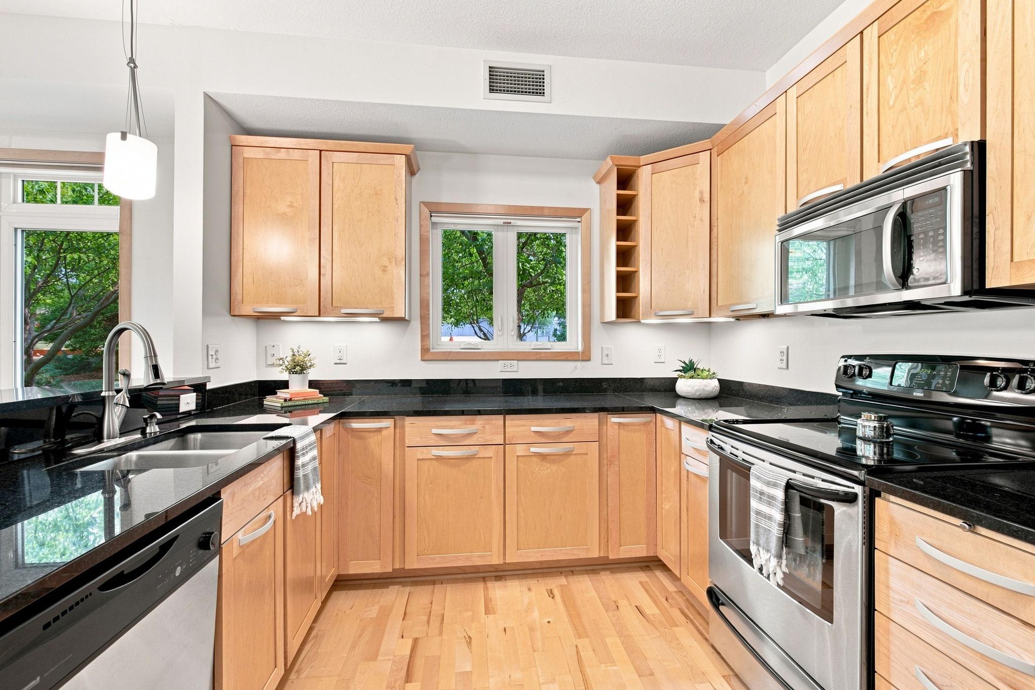 View of Residential at 3251 Louisiana Avenue #111, Saint Louis Park MN 55426, Saint Louis Park (5 of 36) - Mike Wilen | Minnesota Team Real Estate