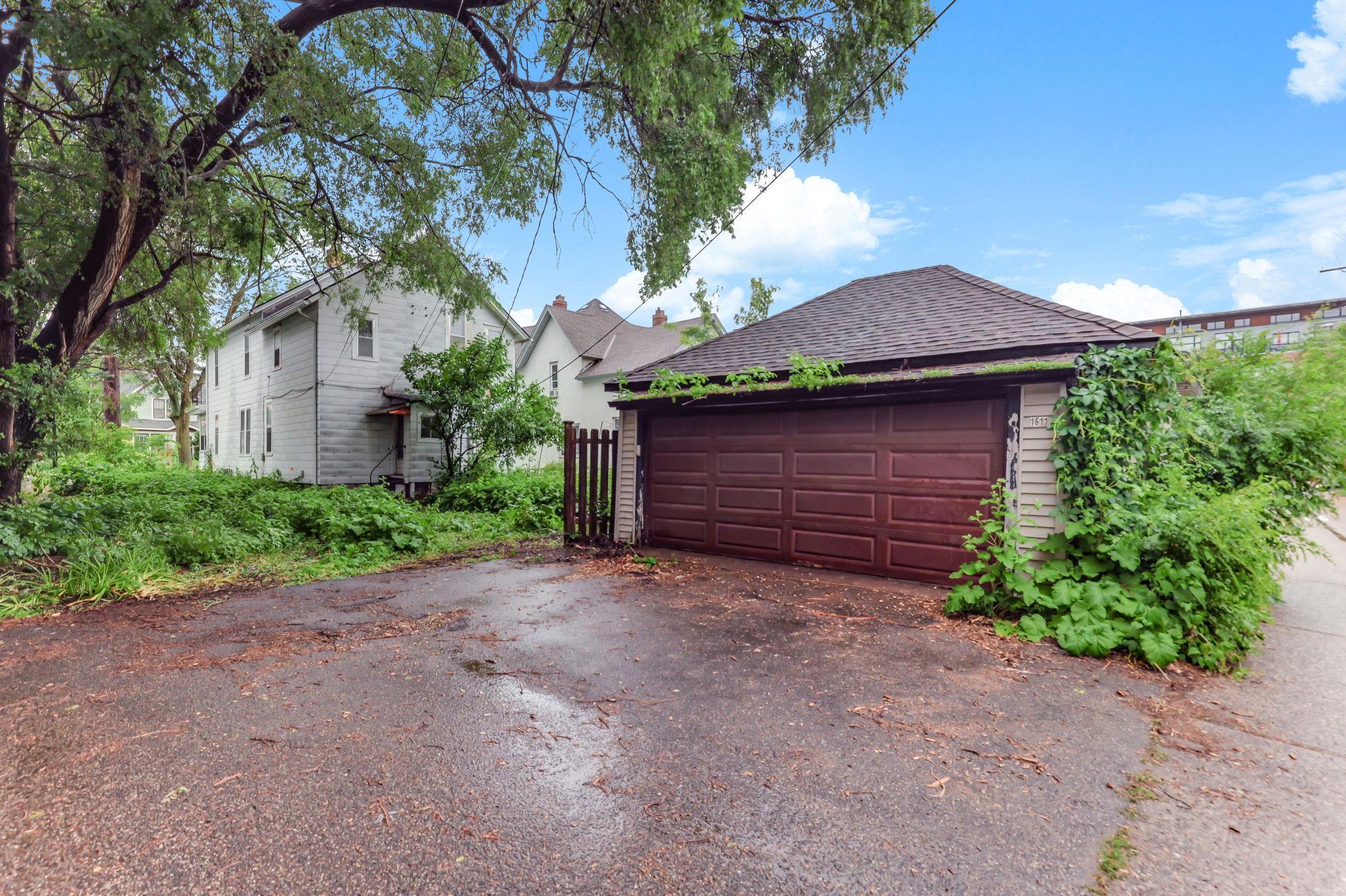 View of Residential Income at 1611 Madison Street, Minneapolis MN 55413, Minneapolis (17 of 21) - Mike Wilen | Minnesota Team Real Estate