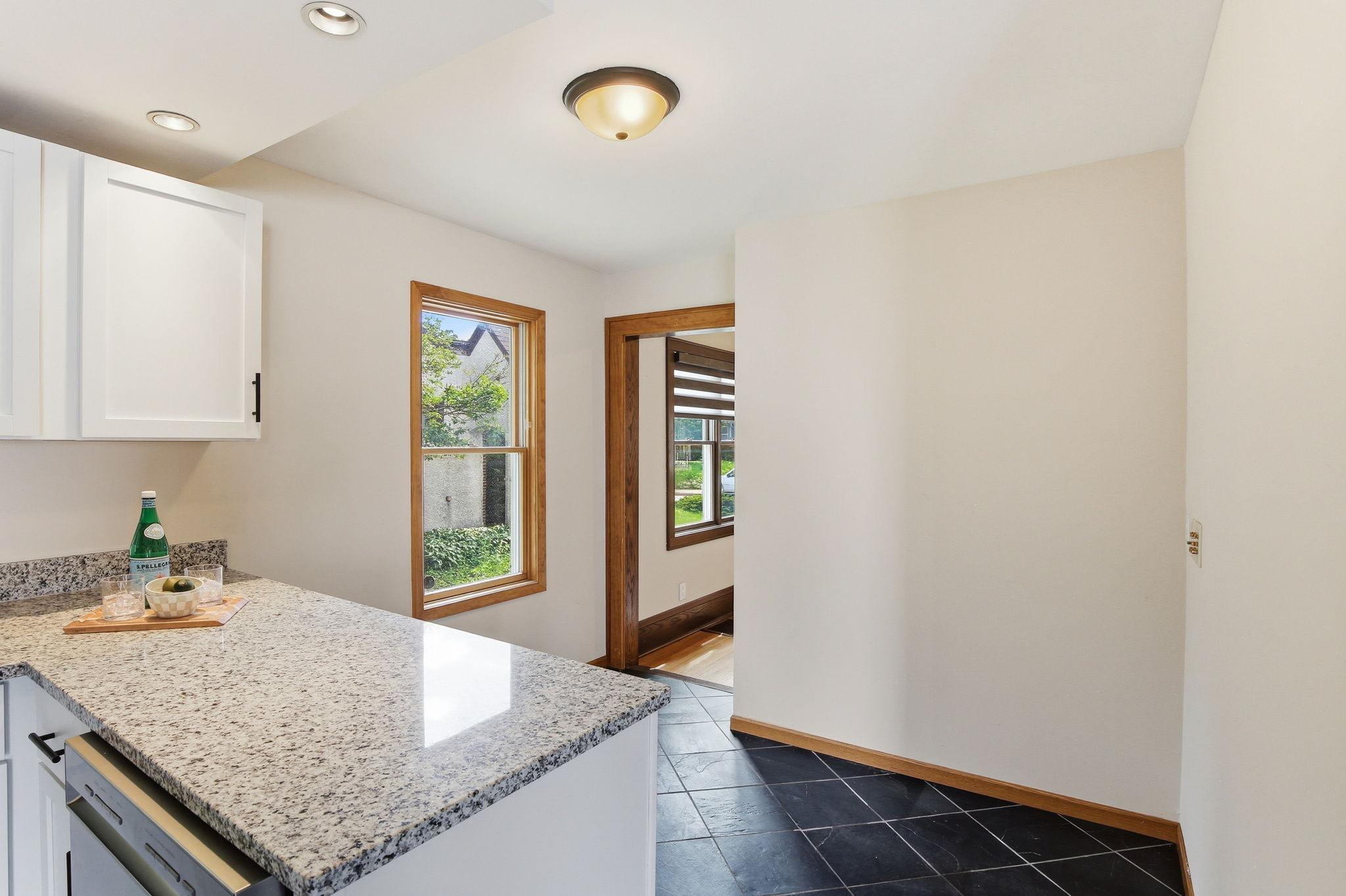View of Residential at 5309 Xerxes Avenue, Minneapolis MN 55410, Minneapolis (12 of 31) - Mike Wilen | Minnesota Team Real Estate