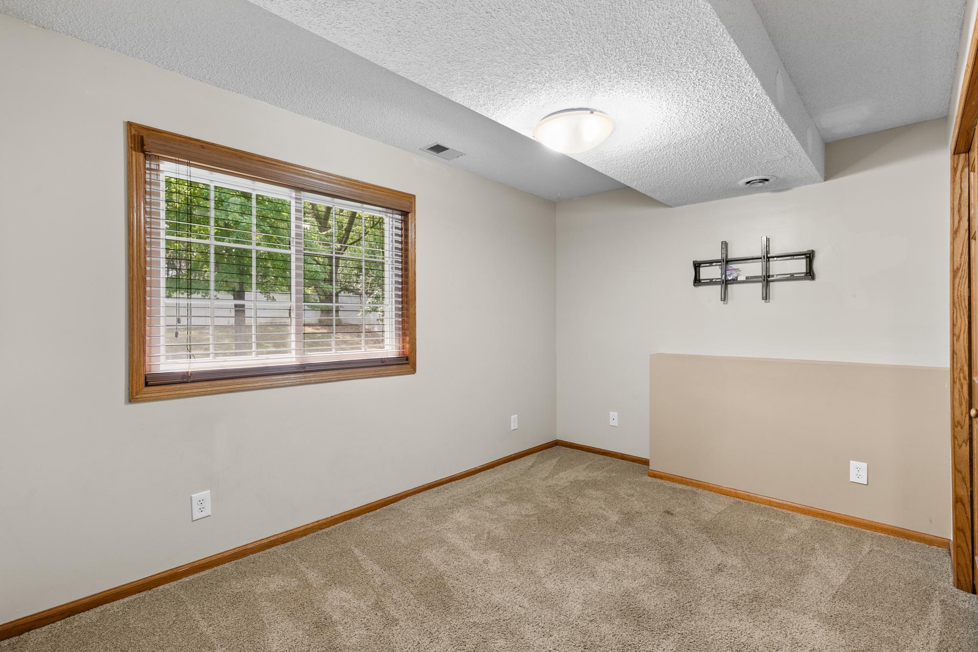 View of Residential at 3111 Joyce Court, Eagan MN 55121, Eagan (17 of 27) - Mike Wilen | Minnesota Team Real Estate