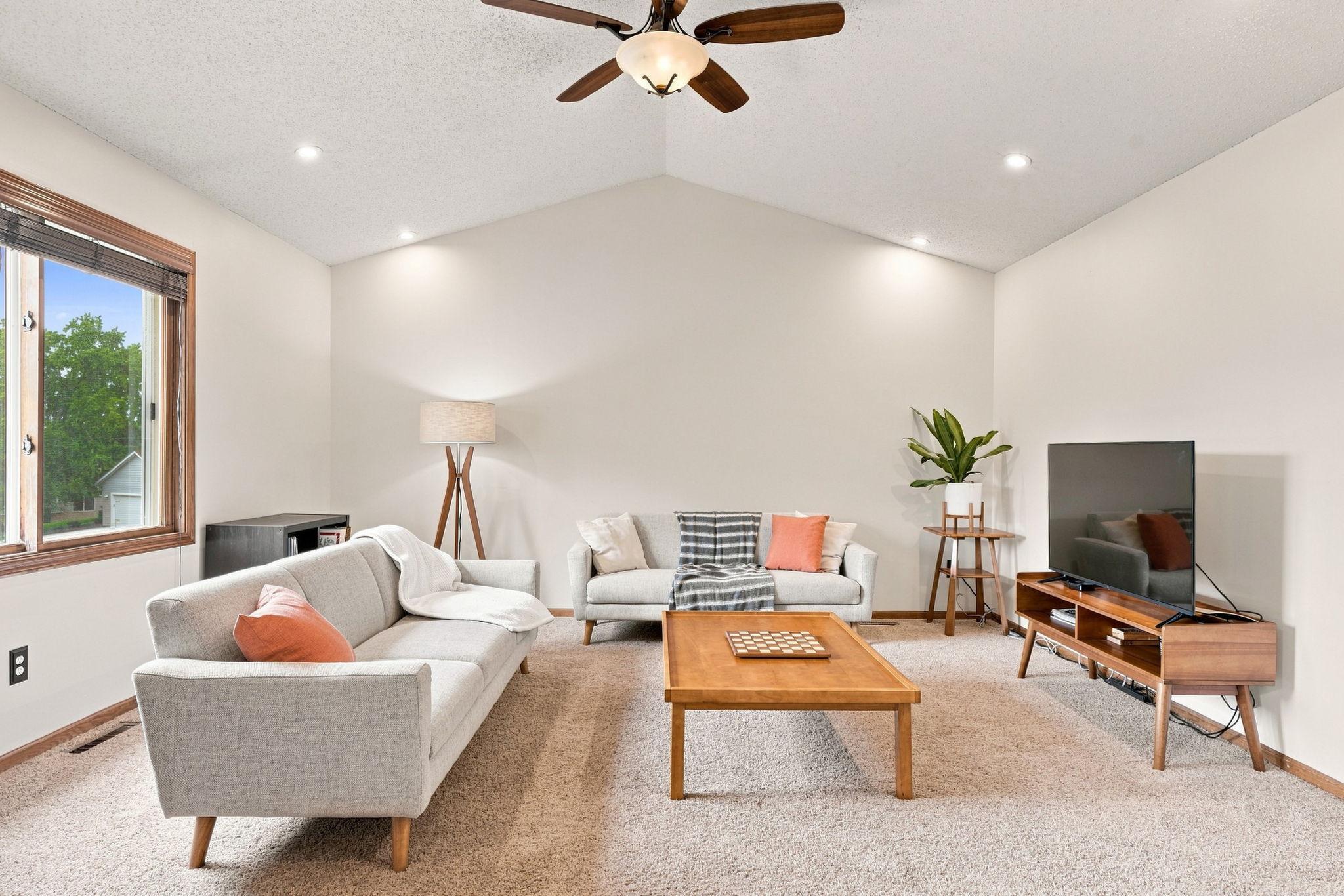 View of Residential at 14108 Dearborn Path, Rosemount MN 55068, Rosemount (10 of 28) - Mike Wilen | Minnesota Team Real Estate