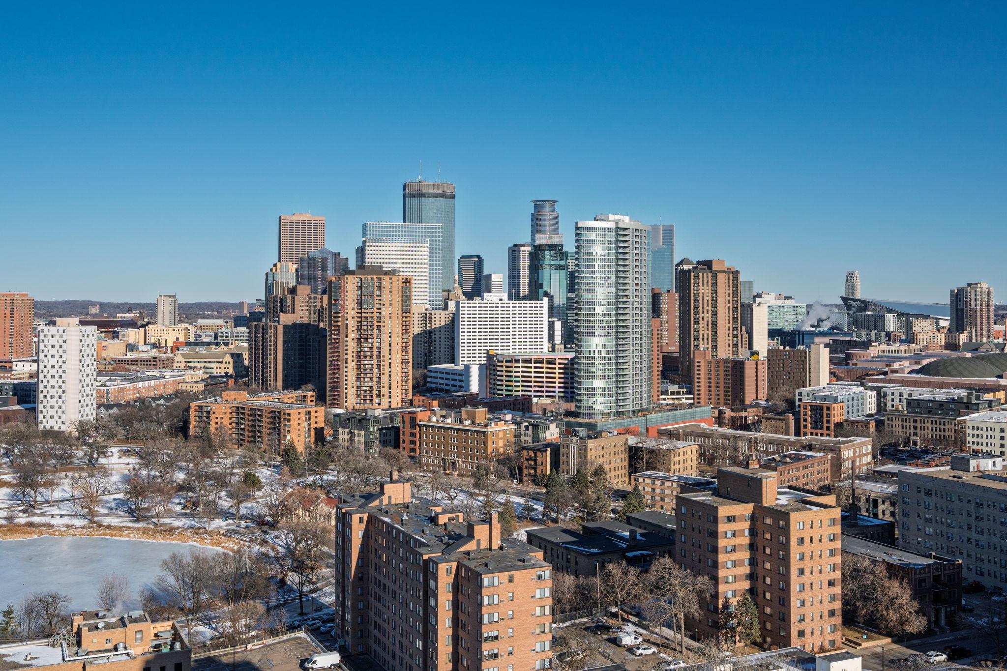 View of Residential at 410 Groveland Avenue #1605, Minneapolis MN 55403, Minneapolis (32 of 38) - Mike Wilen | Minnesota Team Real Estate