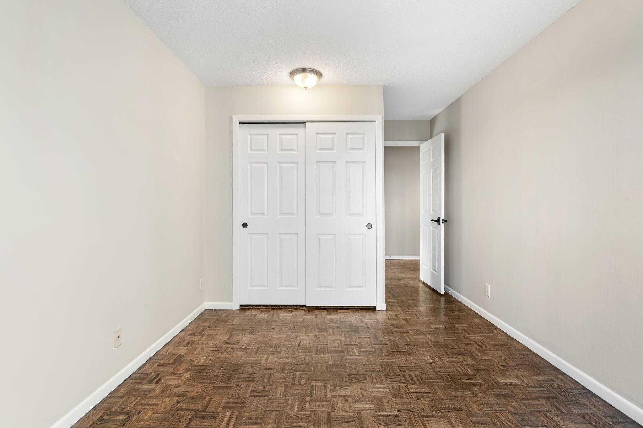 View of Residential at 410 Groveland Avenue #1605, Minneapolis MN 55403, Minneapolis (16 of 38) - Mike Wilen | Minnesota Team Real Estate