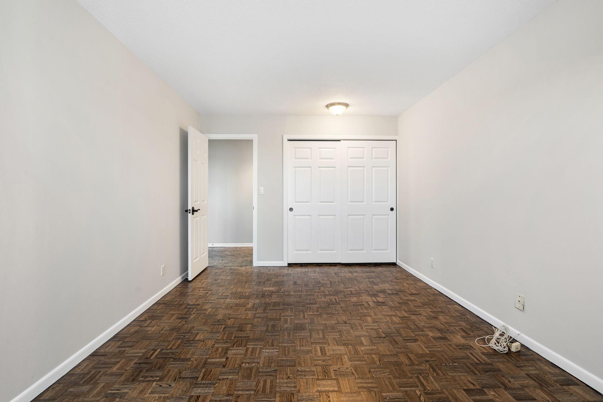 View of Residential at 410 Groveland Avenue #1605, Minneapolis MN 55403, Minneapolis (14 of 38) - Mike Wilen | Minnesota Team Real Estate