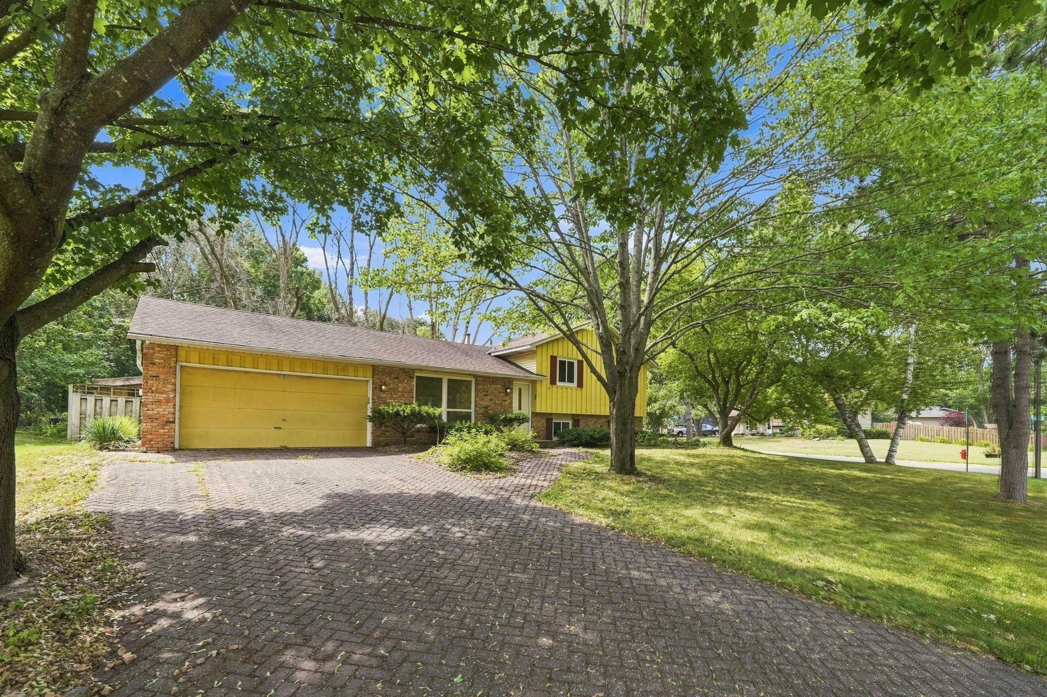 View of Residential at 2527 Interlachen Drive, Stillwater MN 55082, Stillwater (35 of 37) - Mike Wilen | Minnesota Team Real Estate