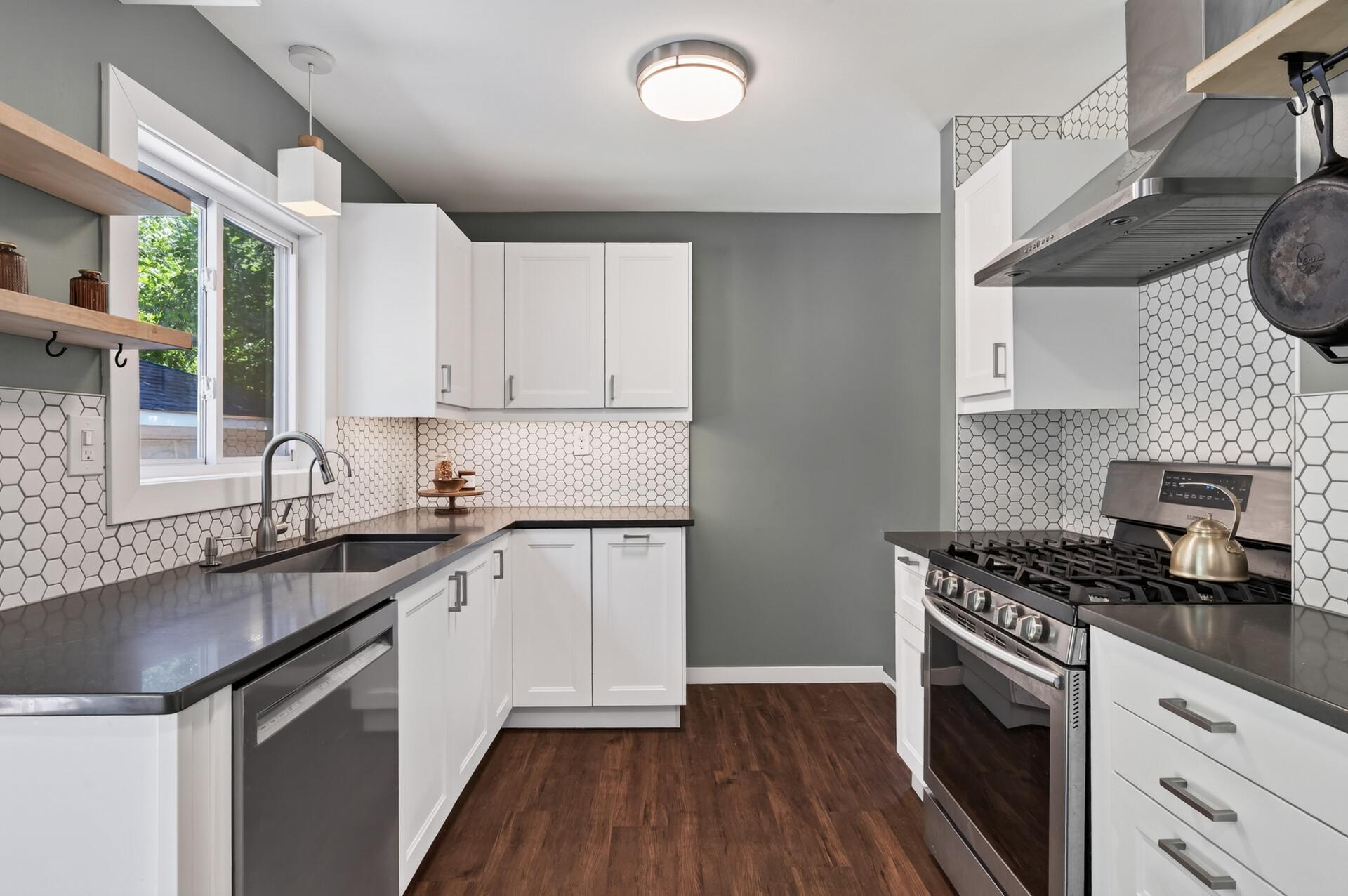View of Residential at 4619 Ivanhoe Place, Columbia Heights MN 55421, Columbia Heights (7 of 20) - Mike Wilen | Minnesota Team Real Estate