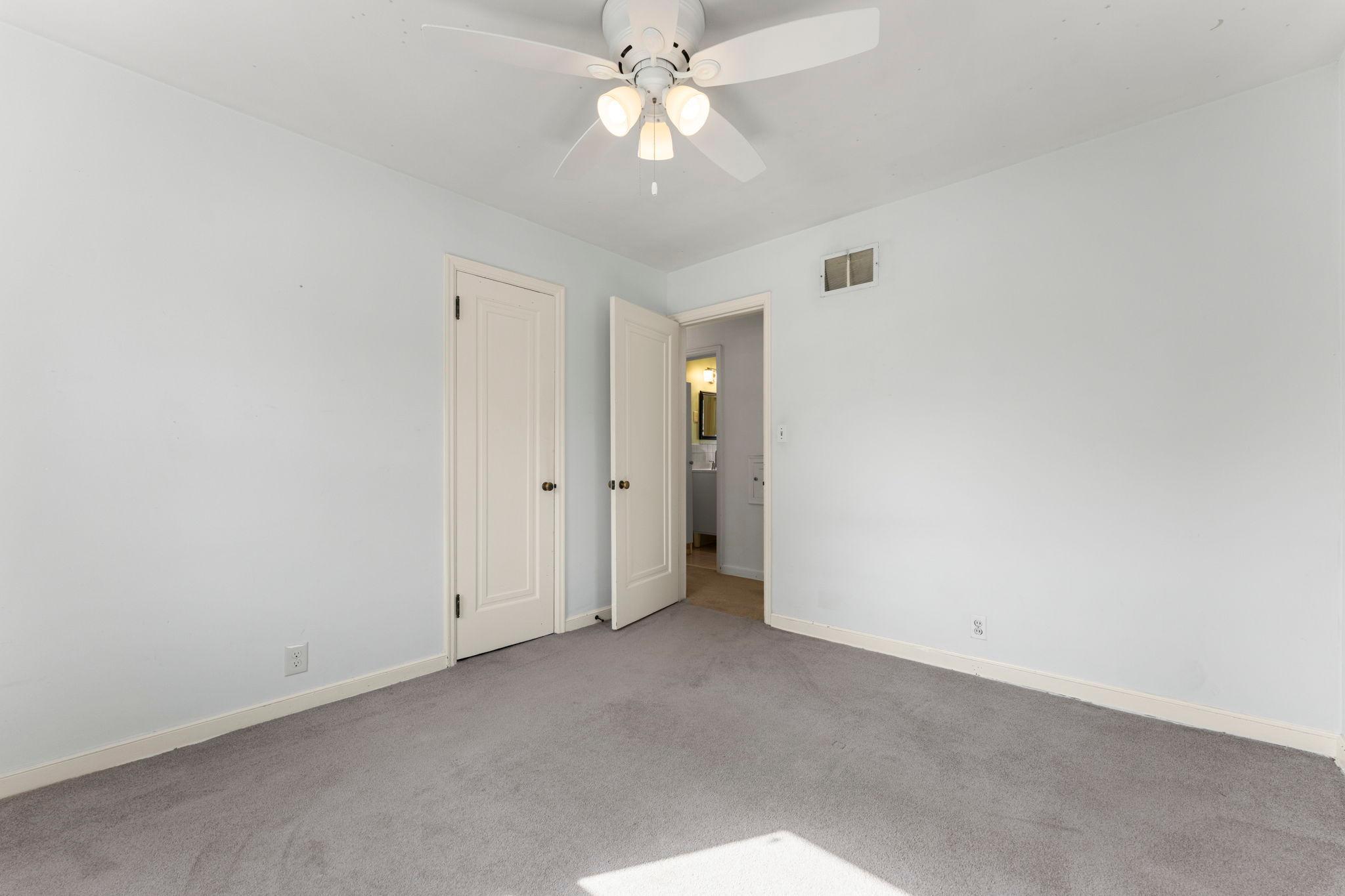 View of Residential at 5544 York Avenue, Edina MN 55410, Edina (12 of 38) - Mike Wilen | Minnesota Team Real Estate