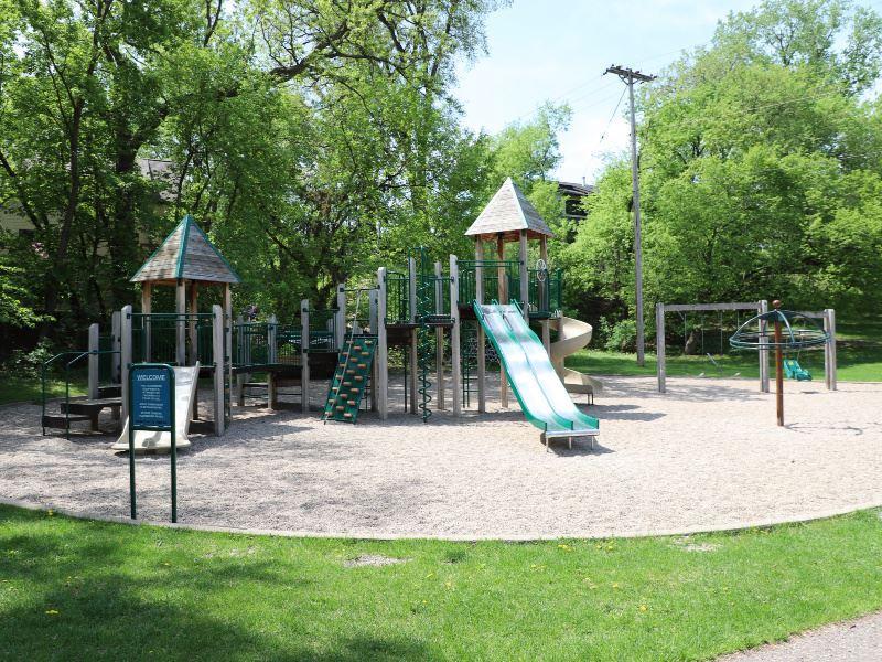 View of Residential at 5544 York Avenue, Edina MN 55410, Edina (33 of 38) - Mike Wilen | Minnesota Team Real Estate