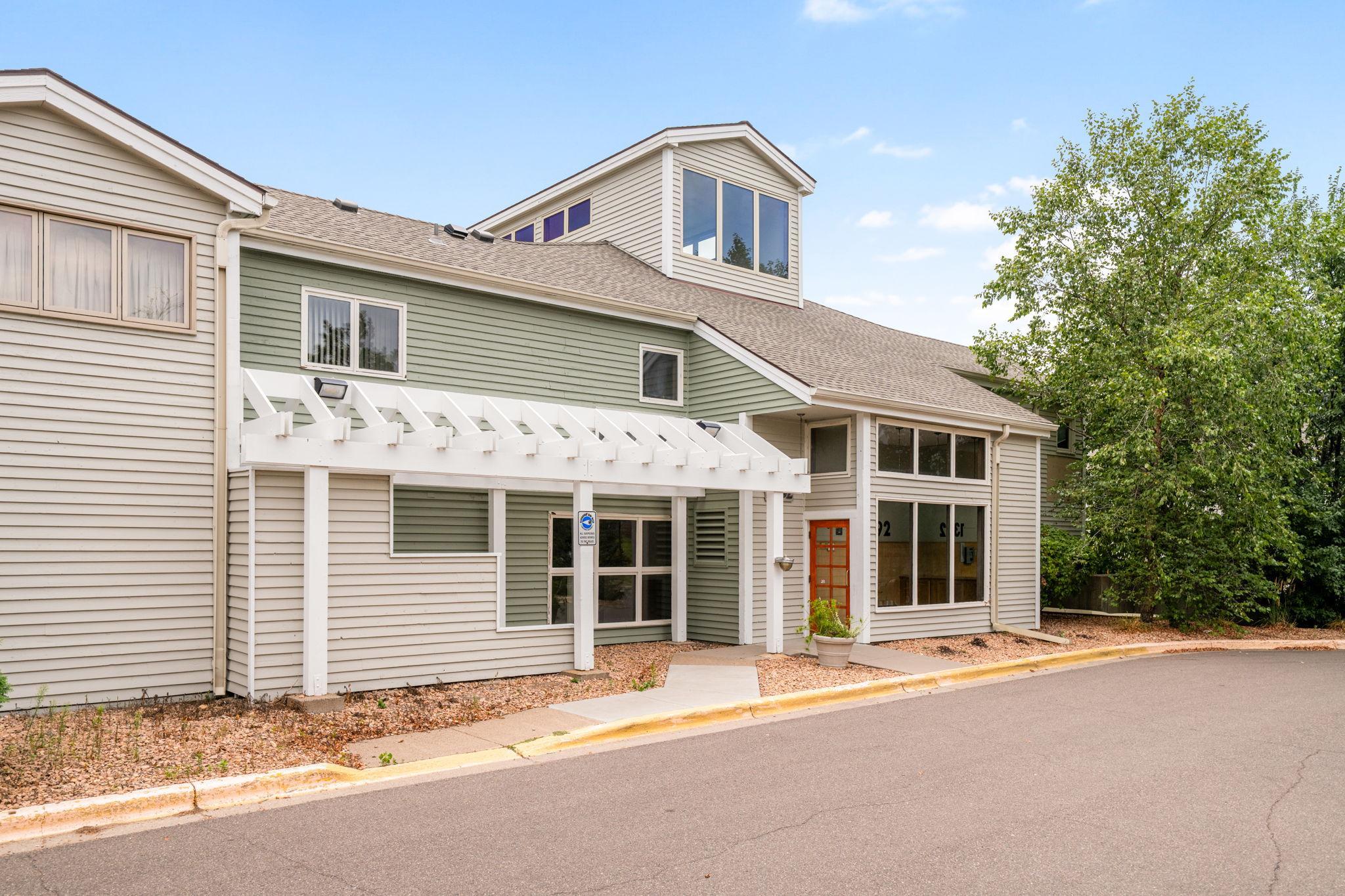 View of Residential at 1392 Carling Drive #305, Saint Paul MN 55108, Saint Paul (42 of 49) - Mike Wilen | Minnesota Team Real Estate