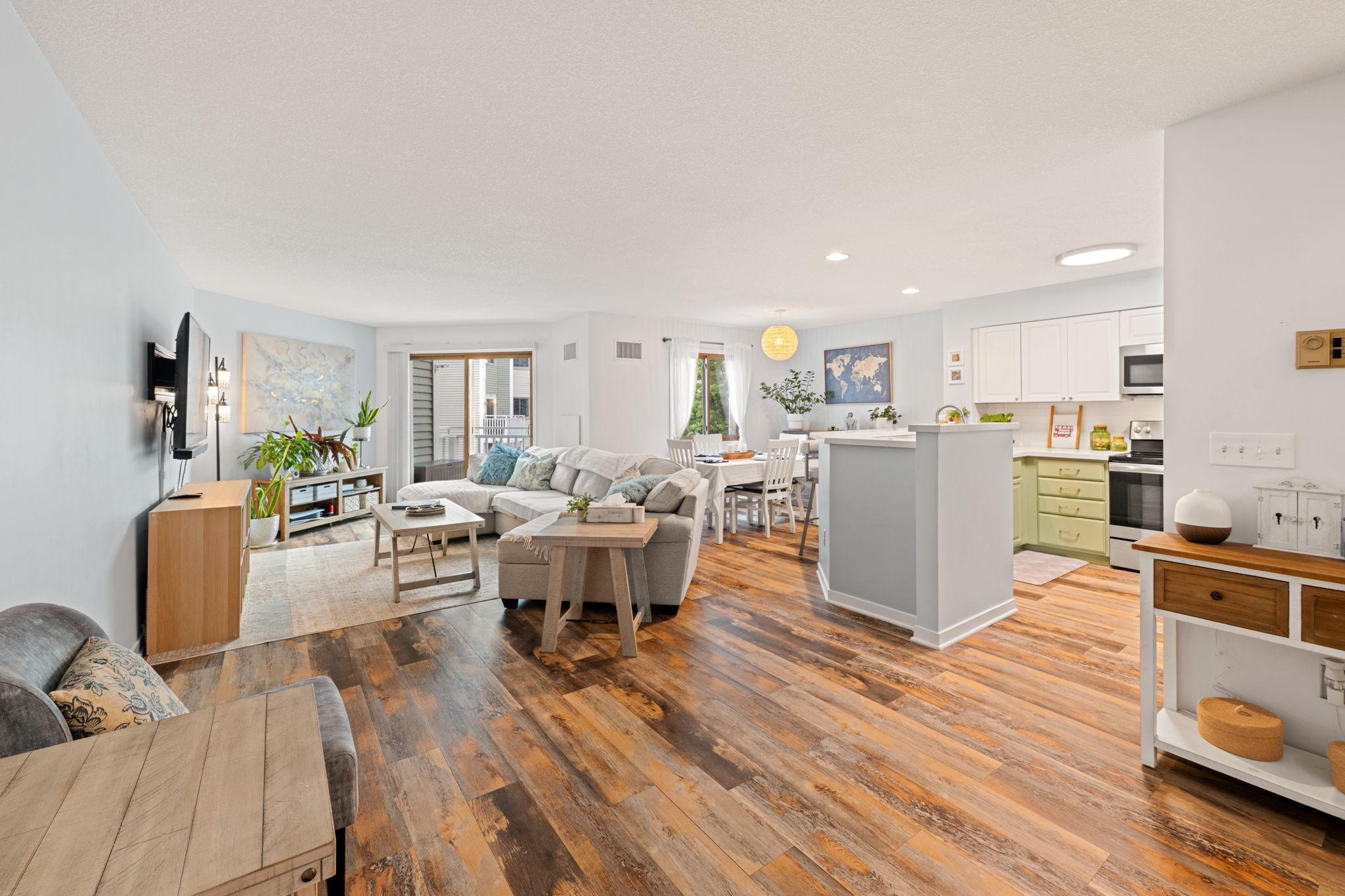 View of (CC) Low Rise (3- Levels) at 1392 Carling Drive, Saint Paul - Mike Wilen | Minnesota Team Real Estate