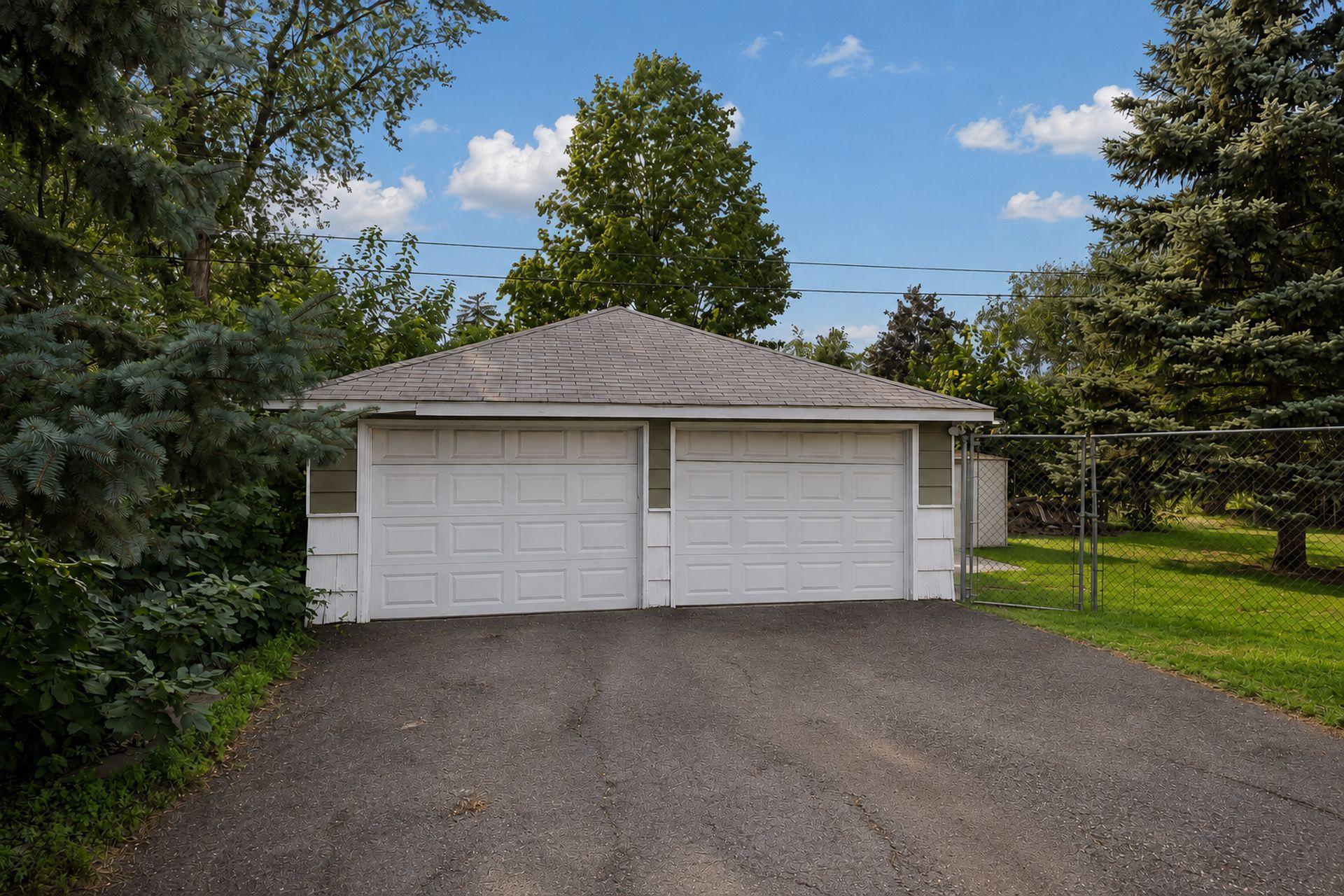 View of Residential at 7726 Thomas Avenue, Richfield MN 55423, Richfield (5 of 37) - Mike Wilen | Minnesota Team Real Estate