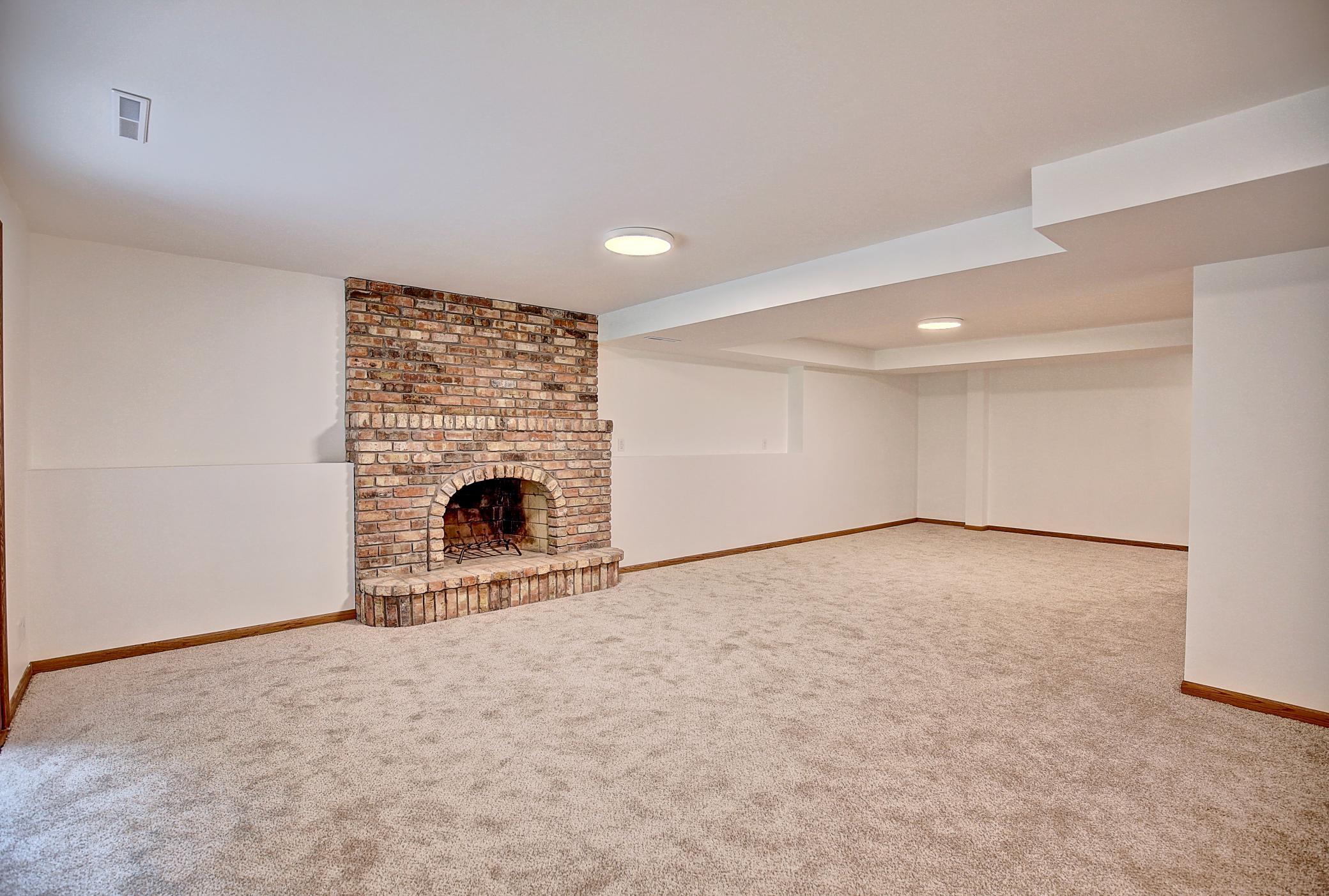 View of Residential at 2400 Garland Lane, Plymouth MN 55447, Plymouth (52 of 67) - Mike Wilen | Minnesota Team Real Estate