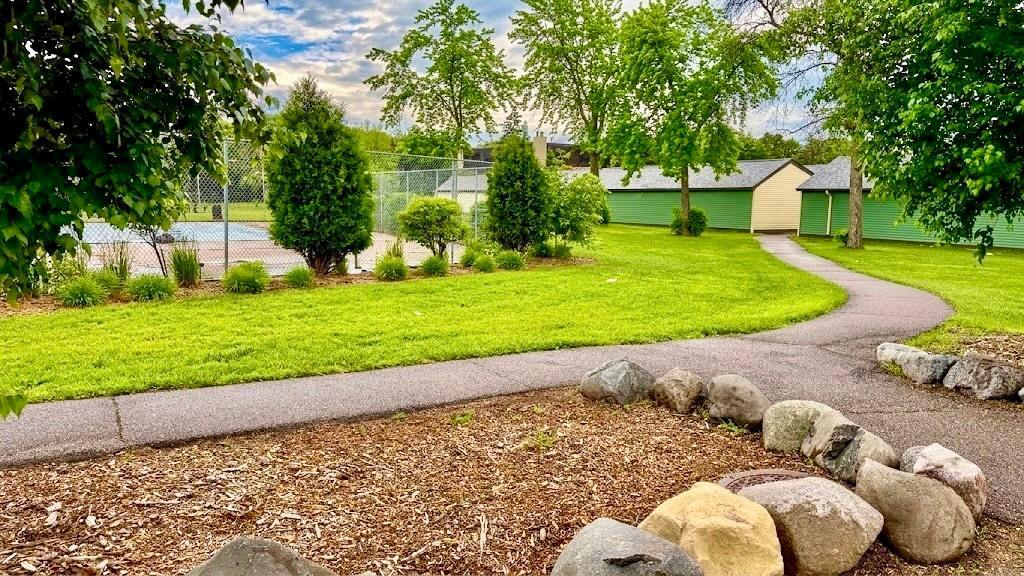 View of Residential at 7352 72nd Lane, Brooklyn Park MN 55428, Brooklyn Park (14 of 22) - Mike Wilen | Minnesota Team Real Estate