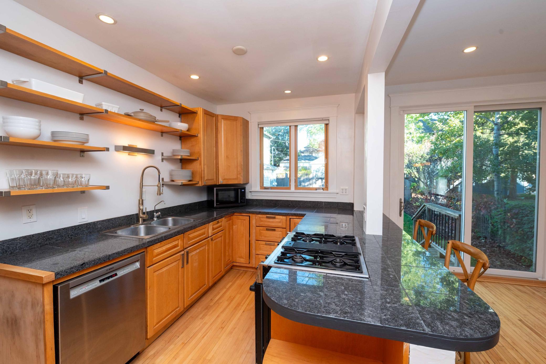View of Residential at 2503 Irving Avenue, Minneapolis MN 55405, Minneapolis (14 of 45) - Mike Wilen | Minnesota Team Real Estate