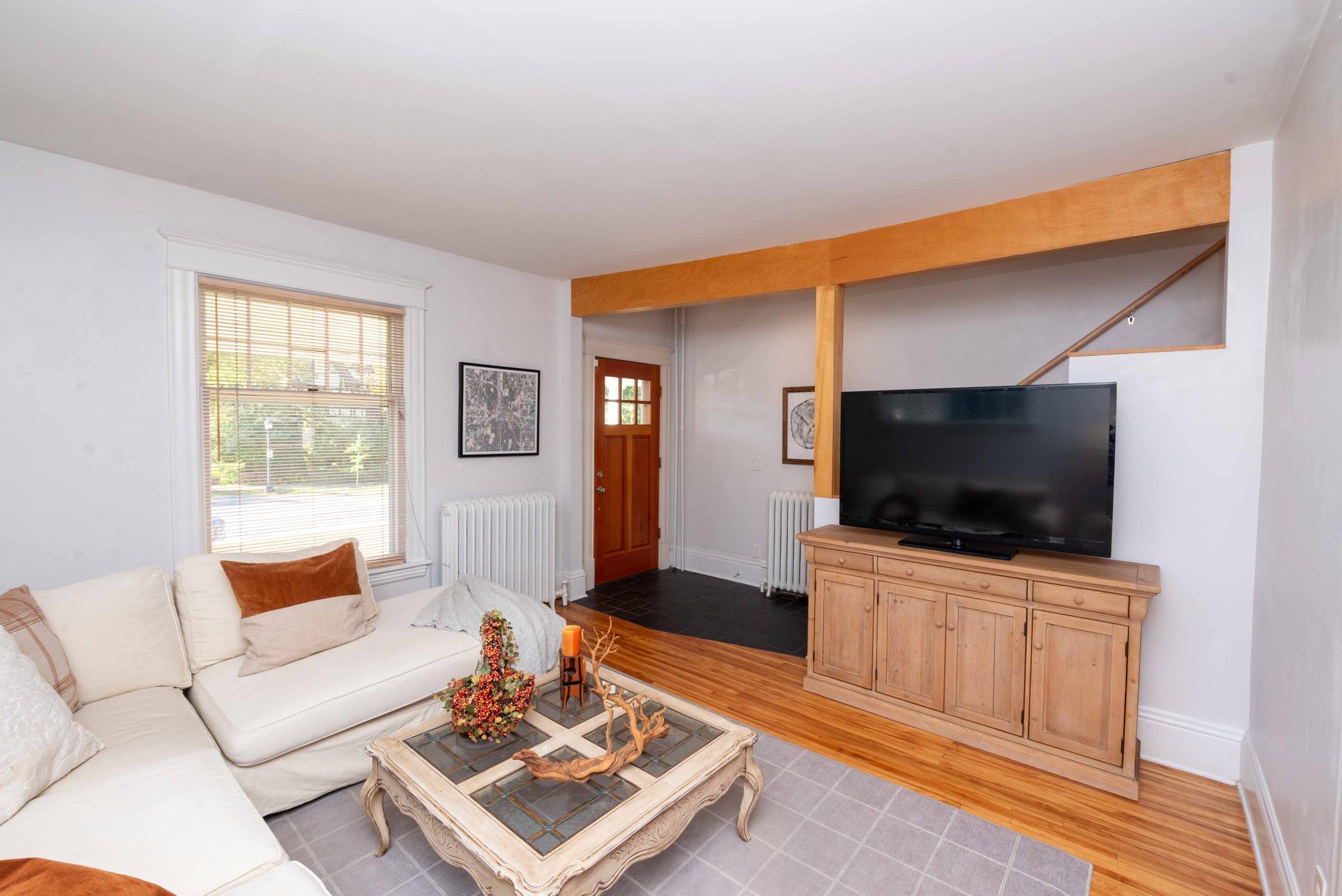 View of Residential at 2503 Irving Avenue, Minneapolis MN 55405, Minneapolis (17 of 45) - Mike Wilen | Minnesota Team Real Estate