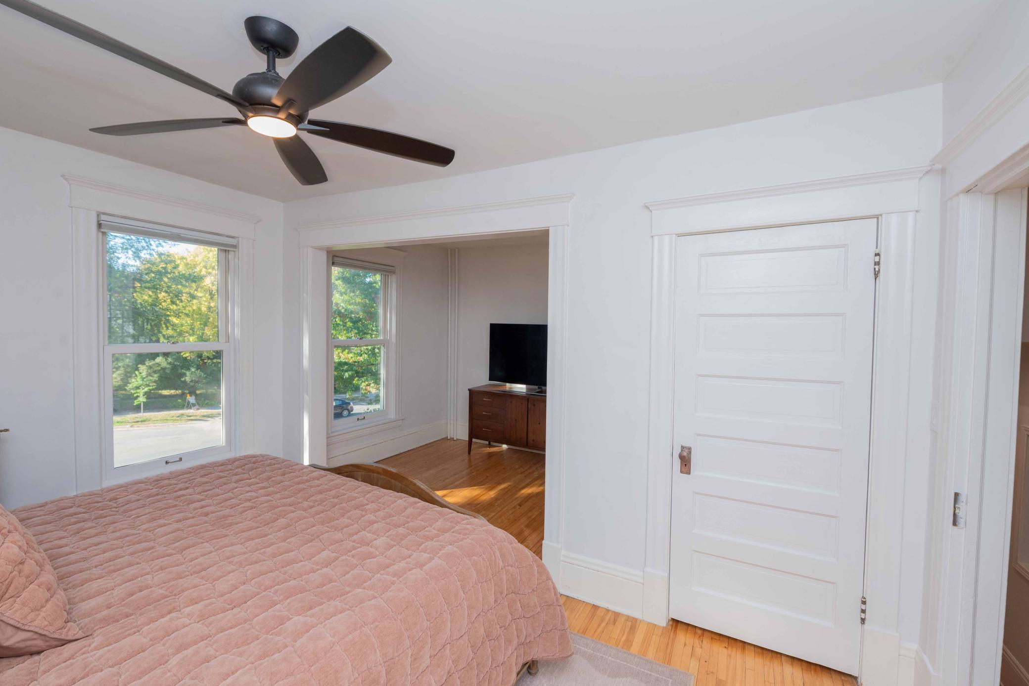 View of Residential at 2503 Irving Avenue, Minneapolis MN 55405, Minneapolis (26 of 45) - Mike Wilen | Minnesota Team Real Estate