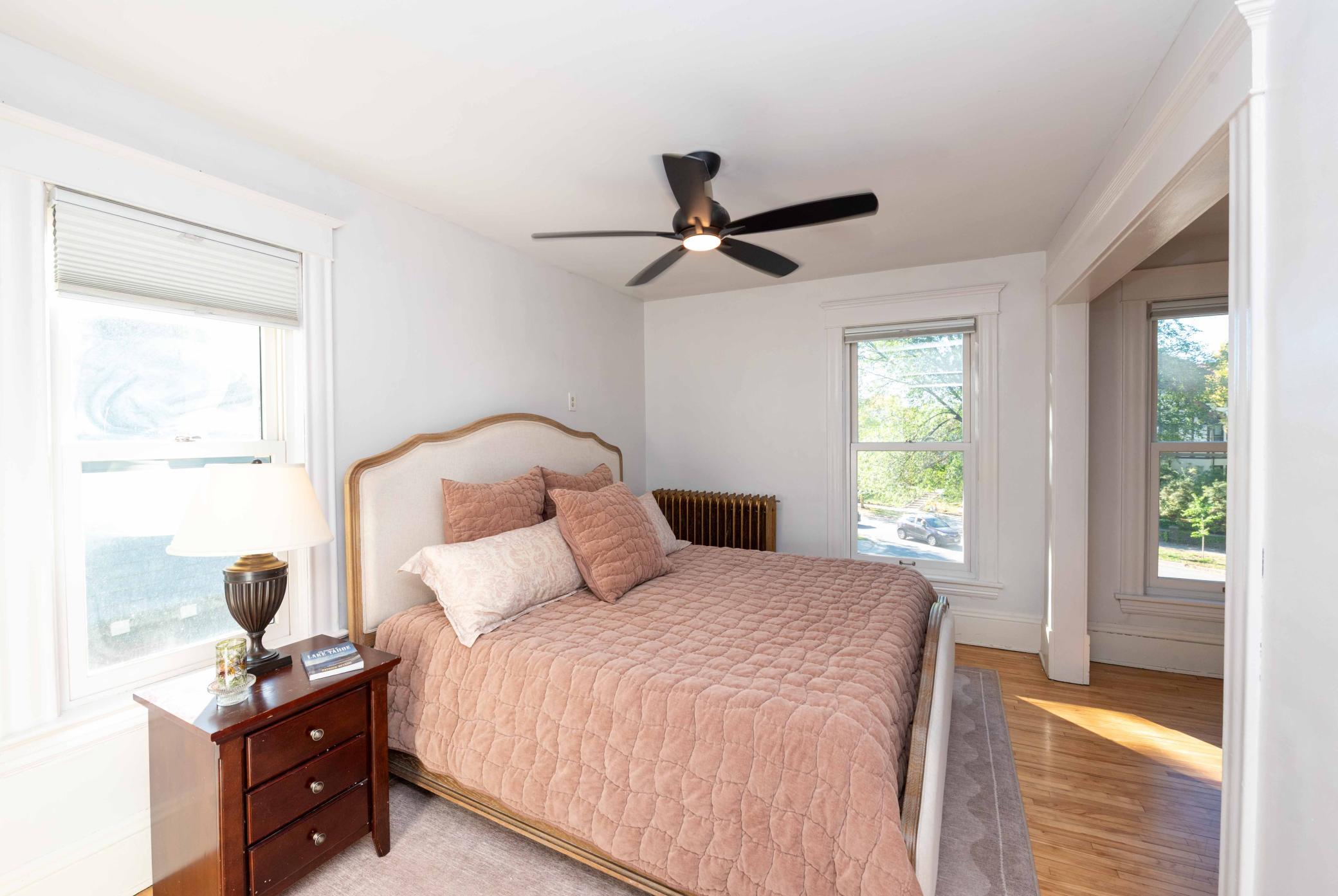 View of Residential at 2503 Irving Avenue, Minneapolis MN 55405, Minneapolis (25 of 45) - Mike Wilen | Minnesota Team Real Estate