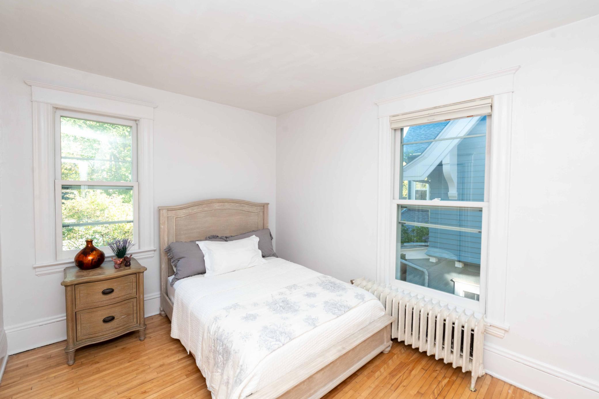 View of Residential at 2503 Irving Avenue, Minneapolis MN 55405, Minneapolis (31 of 45) - Mike Wilen | Minnesota Team Real Estate