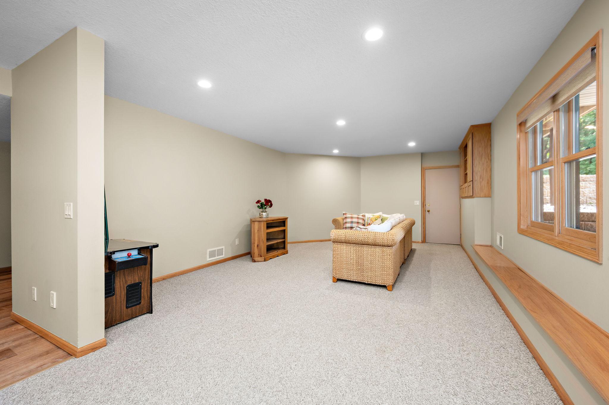 View of Residential at 17615 Xenia Street, Andover MN 55304, Andover (33 of 50) - Mike Wilen | Minnesota Team Real Estate