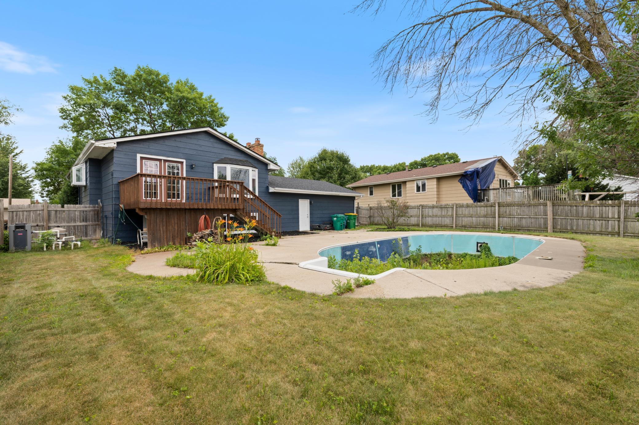 View of Residential at 8117 Florida Court, Brooklyn Park MN 55445, Brooklyn Park (3 of 22) - Mike Wilen | Minnesota Team Real Estate