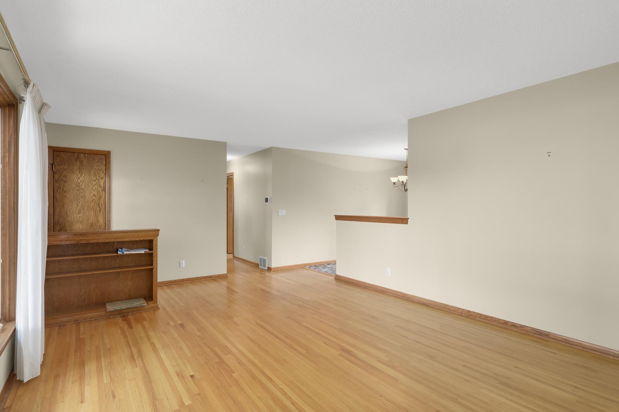 View of Residential at 610 57th Avenue, Fridley MN 55432, Fridley (7 of 34) - Mike Wilen | Minnesota Team Real Estate