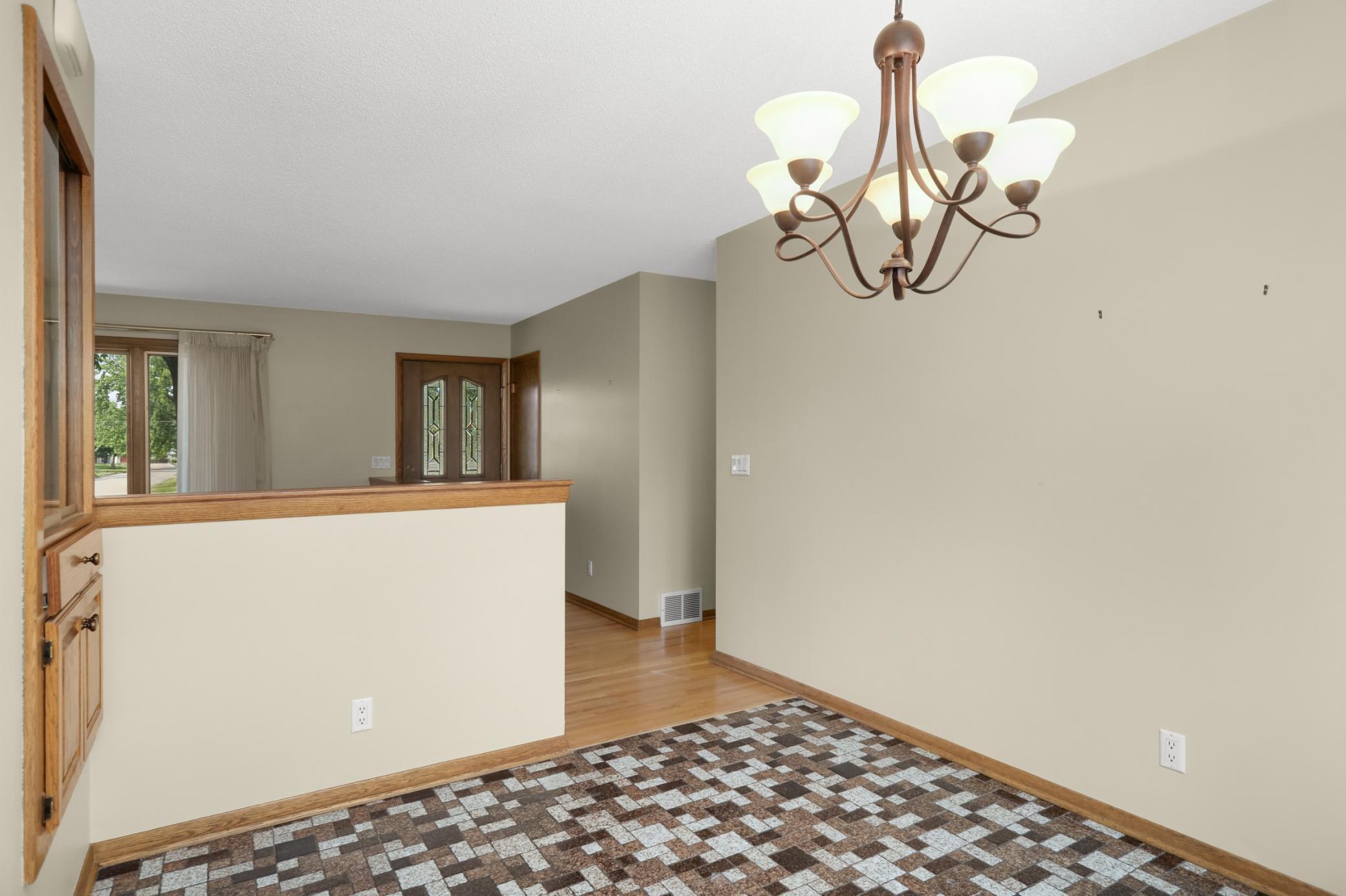 View of Residential at 610 57th Avenue, Fridley MN 55432, Fridley (9 of 34) - Mike Wilen | Minnesota Team Real Estate