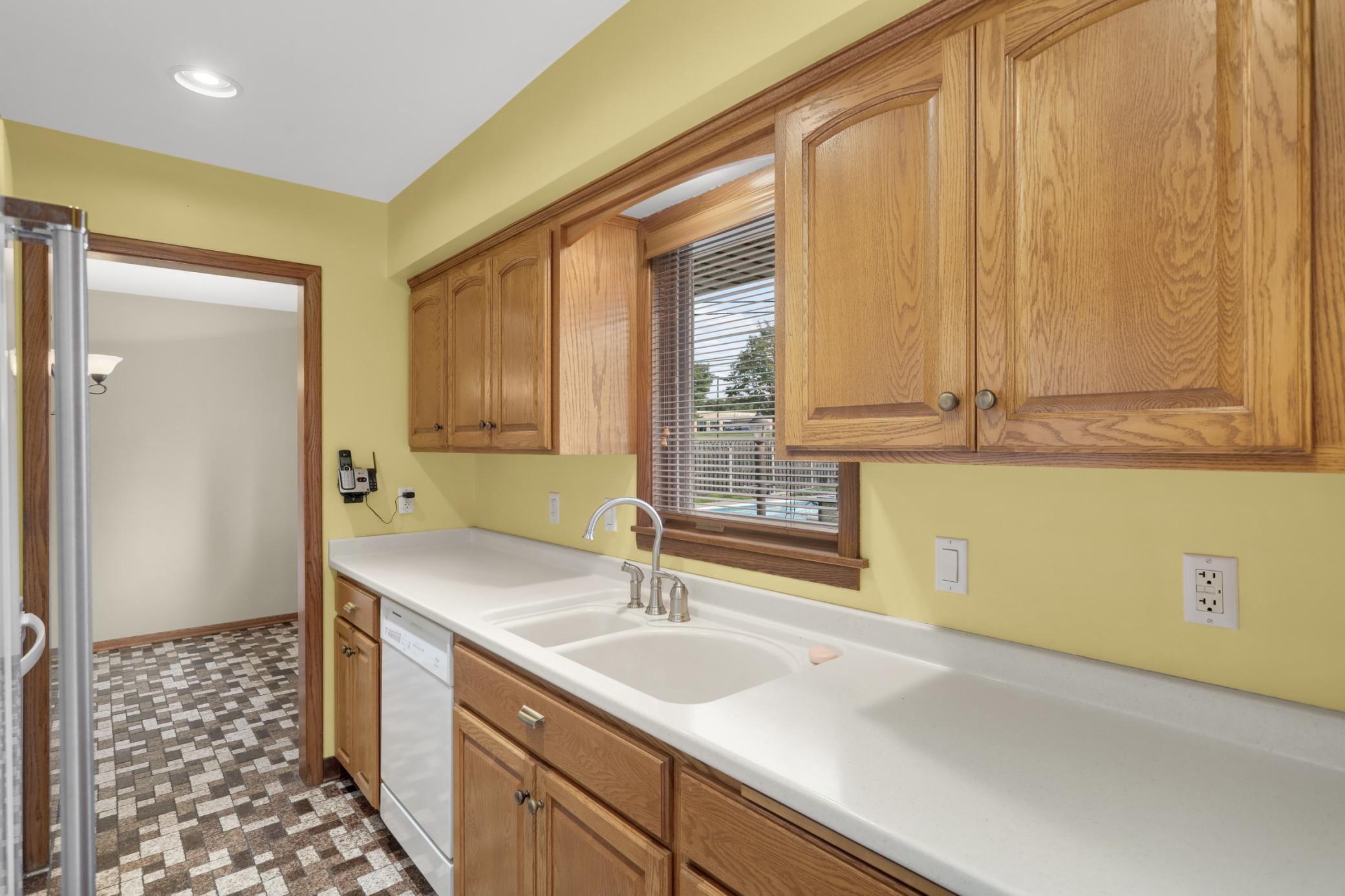 View of Residential at 610 57th Avenue, Fridley MN 55432, Fridley (11 of 34) - Mike Wilen | Minnesota Team Real Estate
