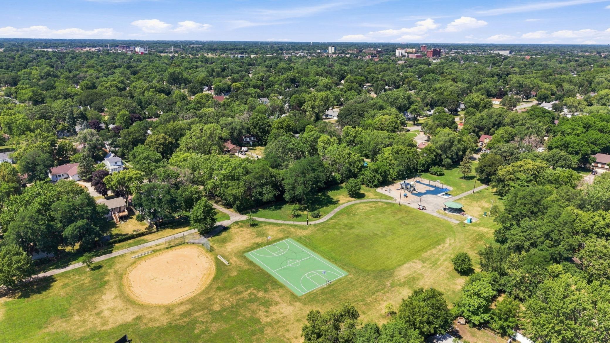 View of Residential at 5432 Bryant Avenue, Brooklyn Center MN 55430, Brooklyn Center (8 of 22) - Mike Wilen | Minnesota Team Real Estate