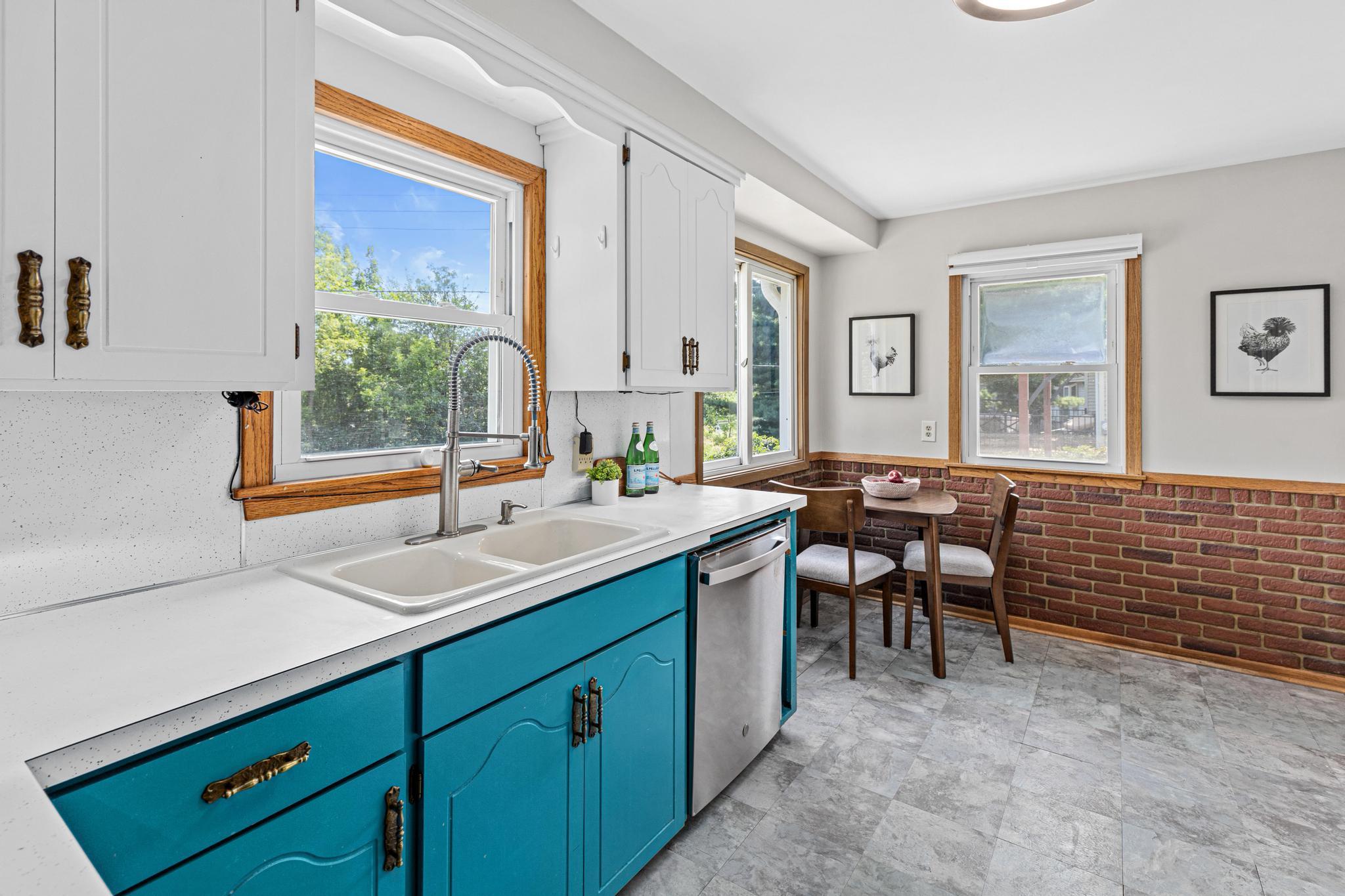 View of Residential at 4425 Crawford Road, Minnetonka MN 55343, Minnetonka (11 of 32) - Mike Wilen | Minnesota Team Real Estate